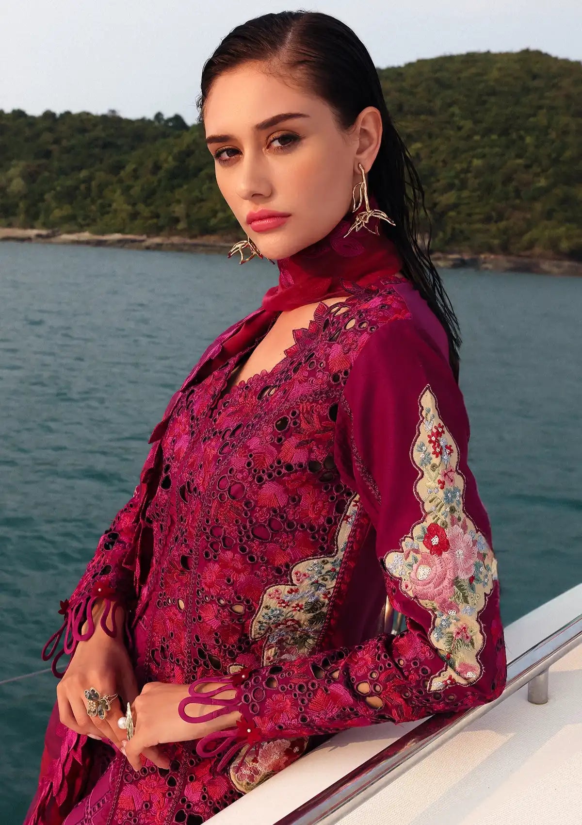 mohsin-saeed-fabrics-affordable-luxury-outfits-for-daily-formal-and-wedding-wear-This-product-is-from-afrozeh-luxury-lawn25-serene-is-available-on-Mohsin-saeed-fabrics-website.