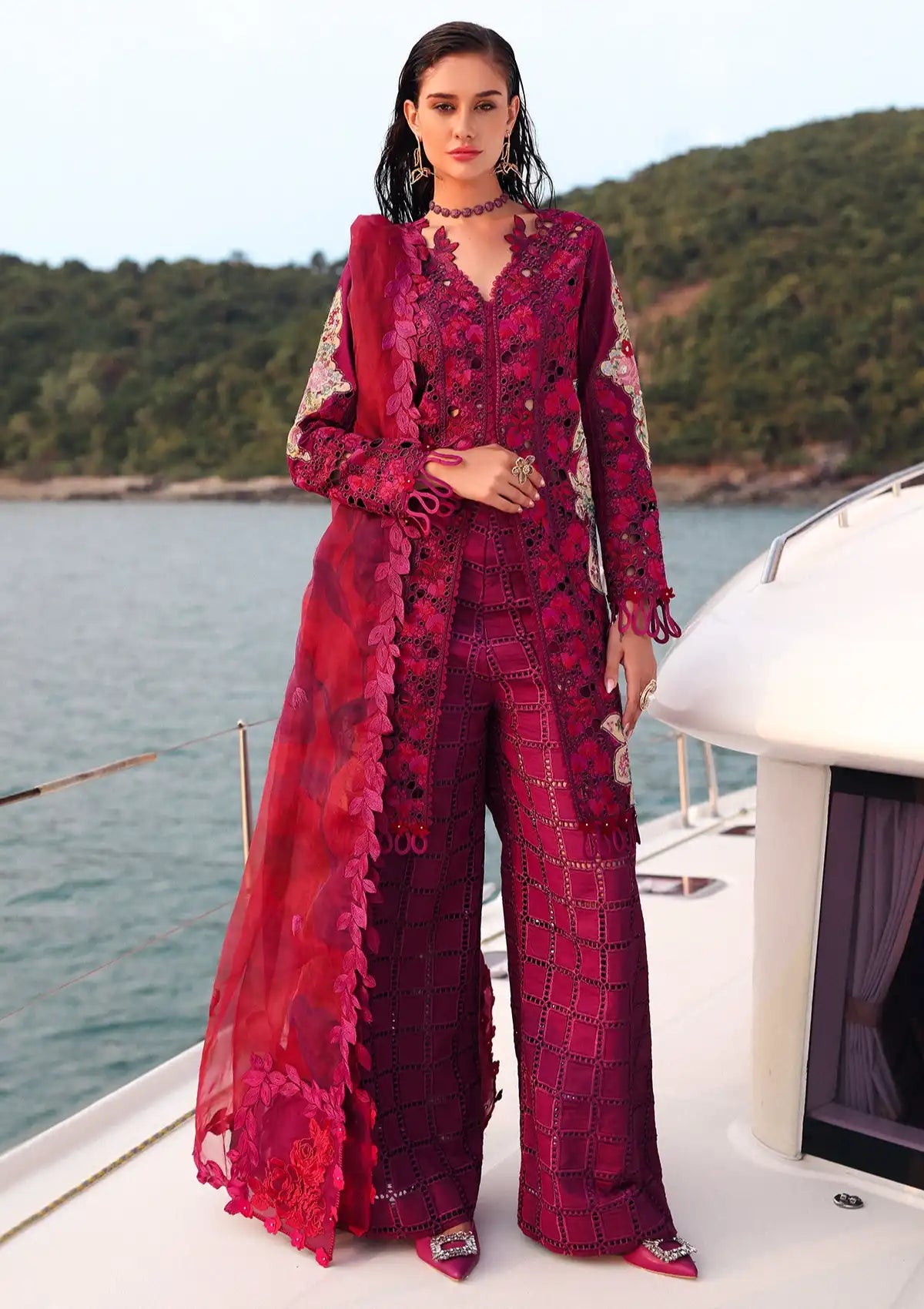 mohsin-saeed-fabrics-affordable-luxury-outfits-for-daily-formal-and-wedding-wear-This-product-is-from-afrozeh-luxury-lawn25-serene-is-available-on-Mohsin-saeed-fabrics-website.