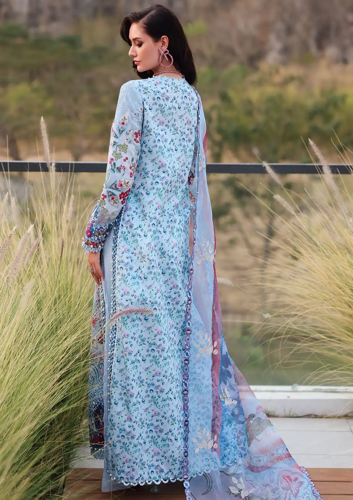 mohsin-saeed-fabrics-affordable-luxury-outfits-for-daily-formal-and-wedding-wear-This-product-is-from-afrozeh-luxury-lawn25-presta-is-available-on-Mohsin-saeed-fabrics-website.