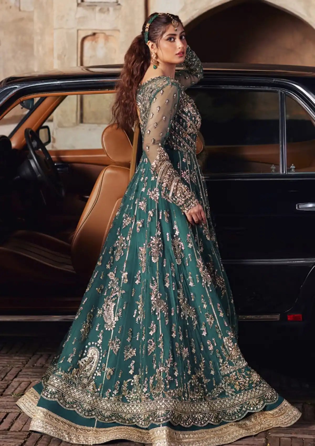 mohsin-saeed-fabrics-designer-daily-wear-formal-and-wedding-suits-within-budget-This-product-is-from-qalamkar-shadmani-wedding-formal24-sh-06-hala-is-available-on-Mohsin-saeed-fabrics-website.