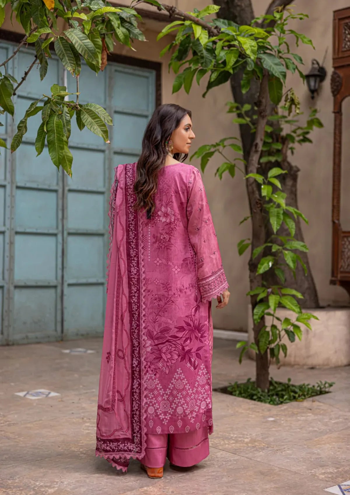 mohsin-saeed-fabrics-is-selling-online-and-in stores-Luxury-daily-wear-wedding-wear-formal-wear-in-budgeted-price-This-product-is-from-azam-arts-pankh-by-smile-vol-01-viscose25-d-1930-is-available-on-Mohsin-saeed-fabrics-website.