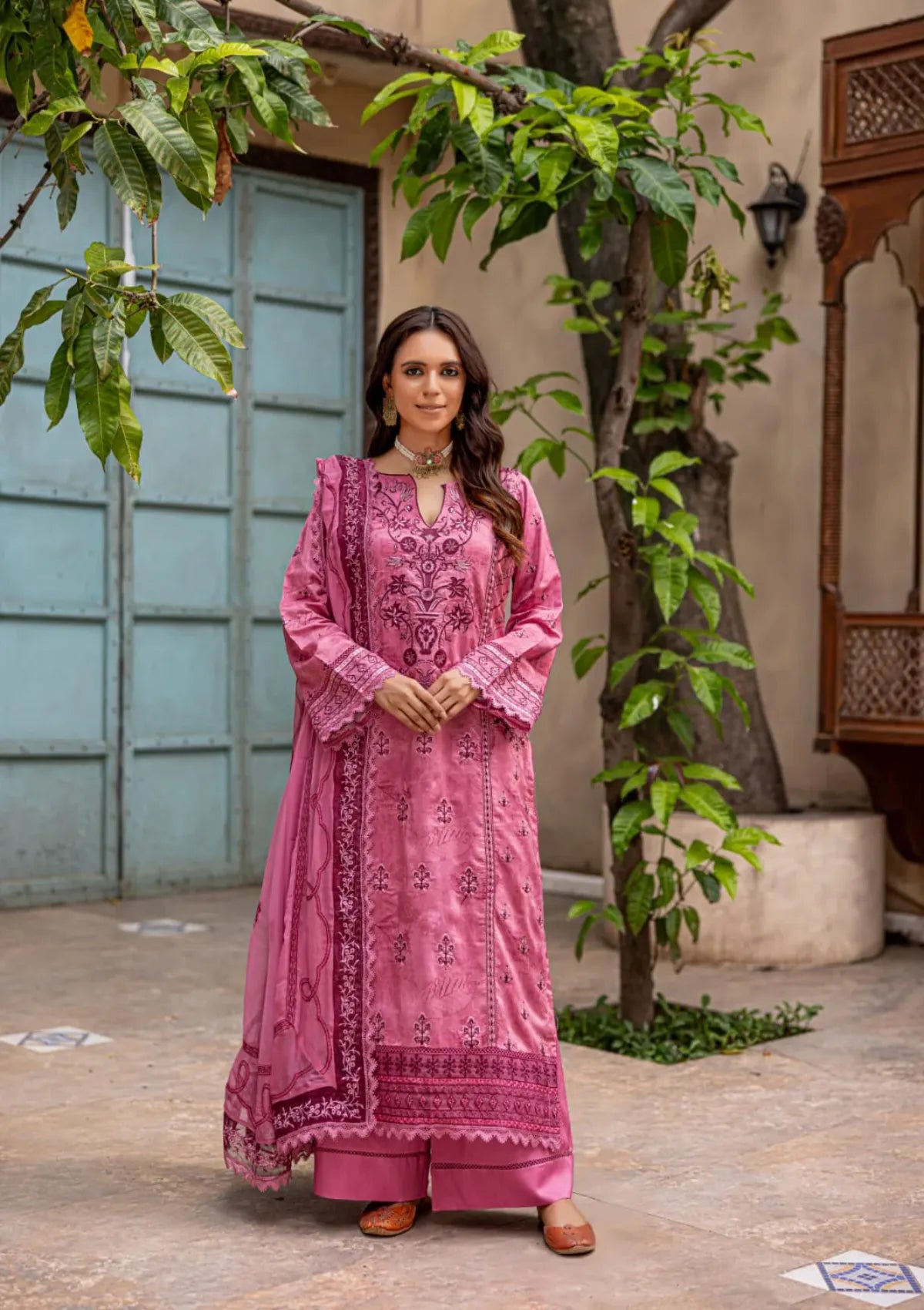 mohsin-saeed-fabrics-is-selling-online-and-in stores-Luxury-daily-wear-wedding-wear-formal-wear-in-budgeted-price-This-product-is-from-azam-arts-pankh-by-smile-vol-01-viscose25-d-1930-is-available-on-Mohsin-saeed-fabrics-website.