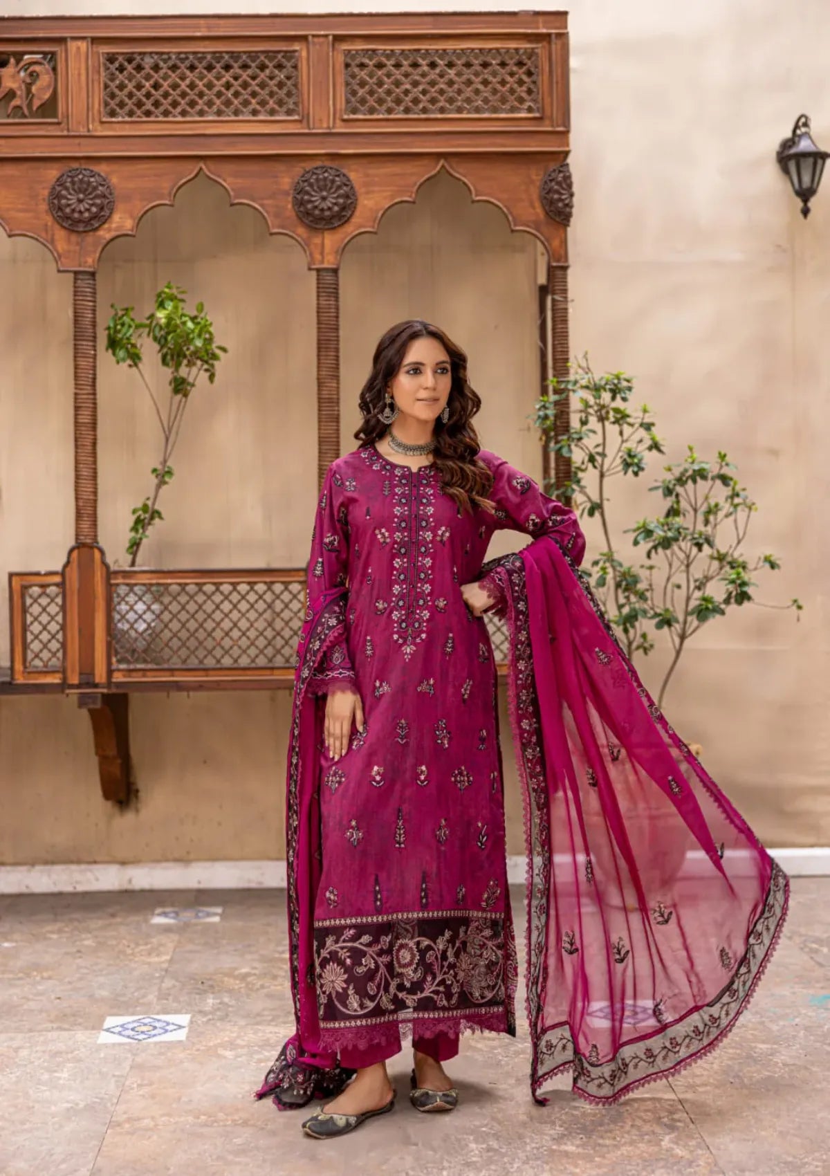 mohsin-saeed-fabrics-is-selling-online-and-in stores-Luxury-daily-wear-wedding-wear-formal-wear-in-budgeted-price-This-product-is-from-azam-arts-pankh-by-smile-vol-01-viscose25-d-1927-is-available-on-Mohsin-saeed-fabrics-website.