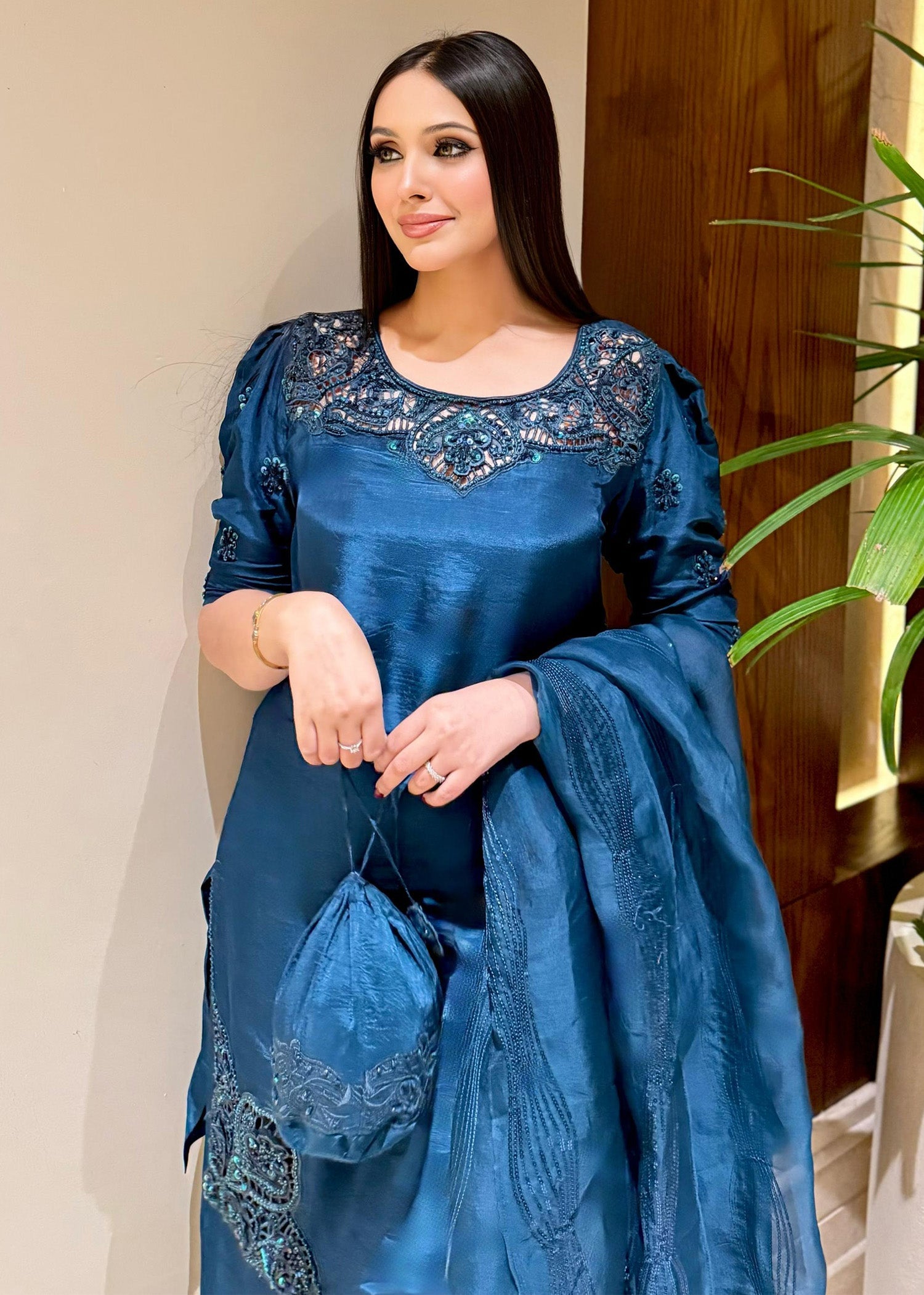 mohsin-saeed-fabrics-is-selling-online-and-in stores-Luxury-daily-wear-wedding-wear-formal-wear-in-budgeted-price-This-product-is-from-maria-osama-khan-luxury-pret-royal-sapphire-is-available-on-Mohsin-saeed-fabrics-website.