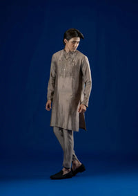 mohsin-saeed-fabrics-designer-daily-wear-formal-and-wedding-suits-within-budget-This-product-is-from-rang-by-ahmad-raza-vol-2-ar5175-is-available-on-Mohsin-saeed-fabrics-website.