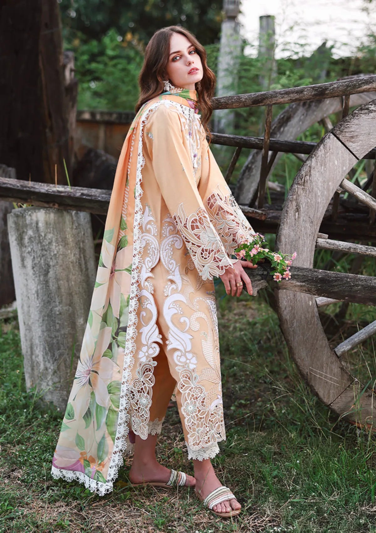 Hemline By Mushq Secret Garden Lawn'26 D-05 Wisteria Veil