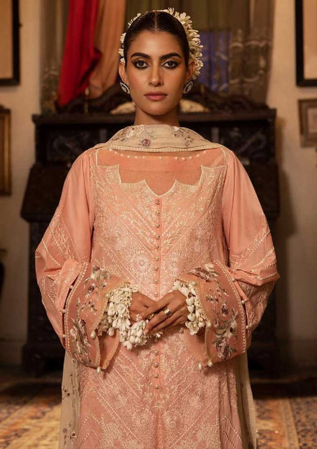 Muscari Premium Emb'23 MPEC-01 is available at Mohsin Saeed Fabrics online shop All the top women brands in pakistan such as Freesia, Maria b, Zara Shahjahan, Asim Jofa, Zaha, Elan, Crimson, Sobia Nazir, Maryam n Maria, Hussain Rehar, Marjjan, Anaya by Kiran Chaudhary, johra, Shaista, farah talib aziz and Gul Ahmed. 