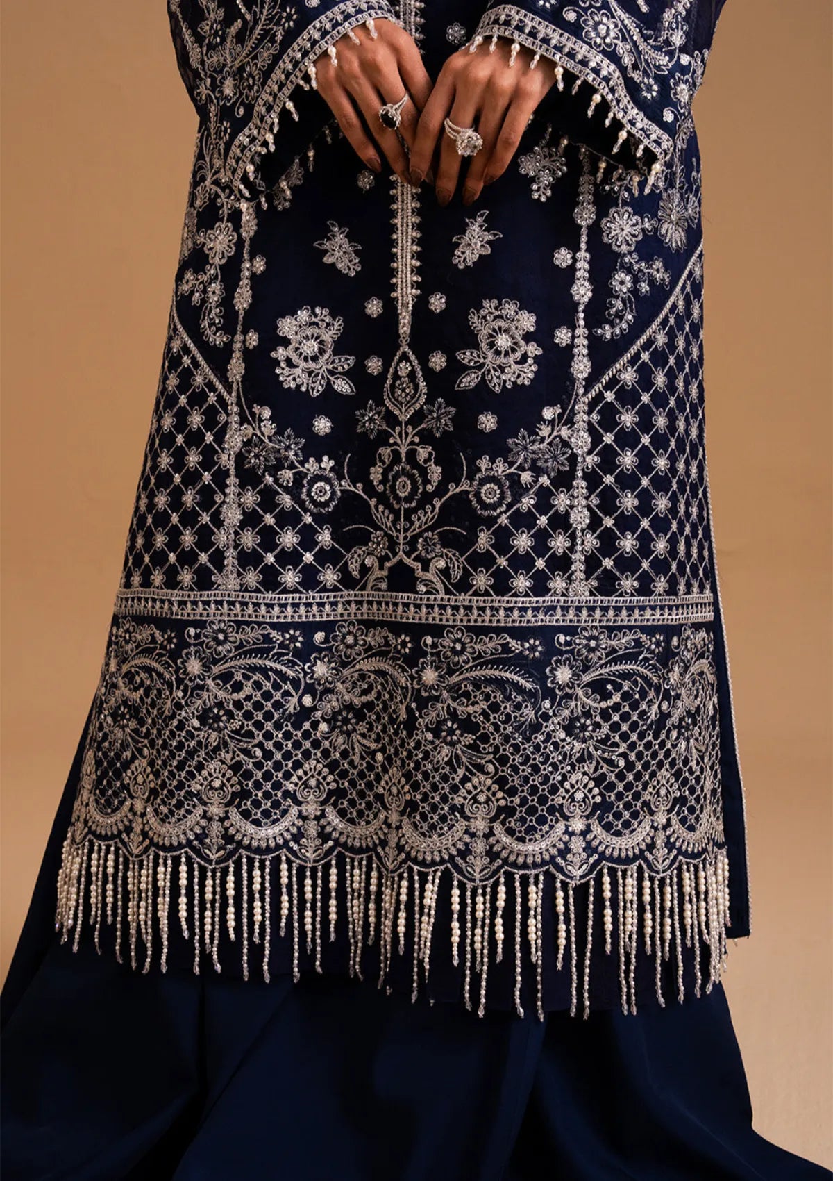 Zariya Afsanay'25 -MAHNOOSH