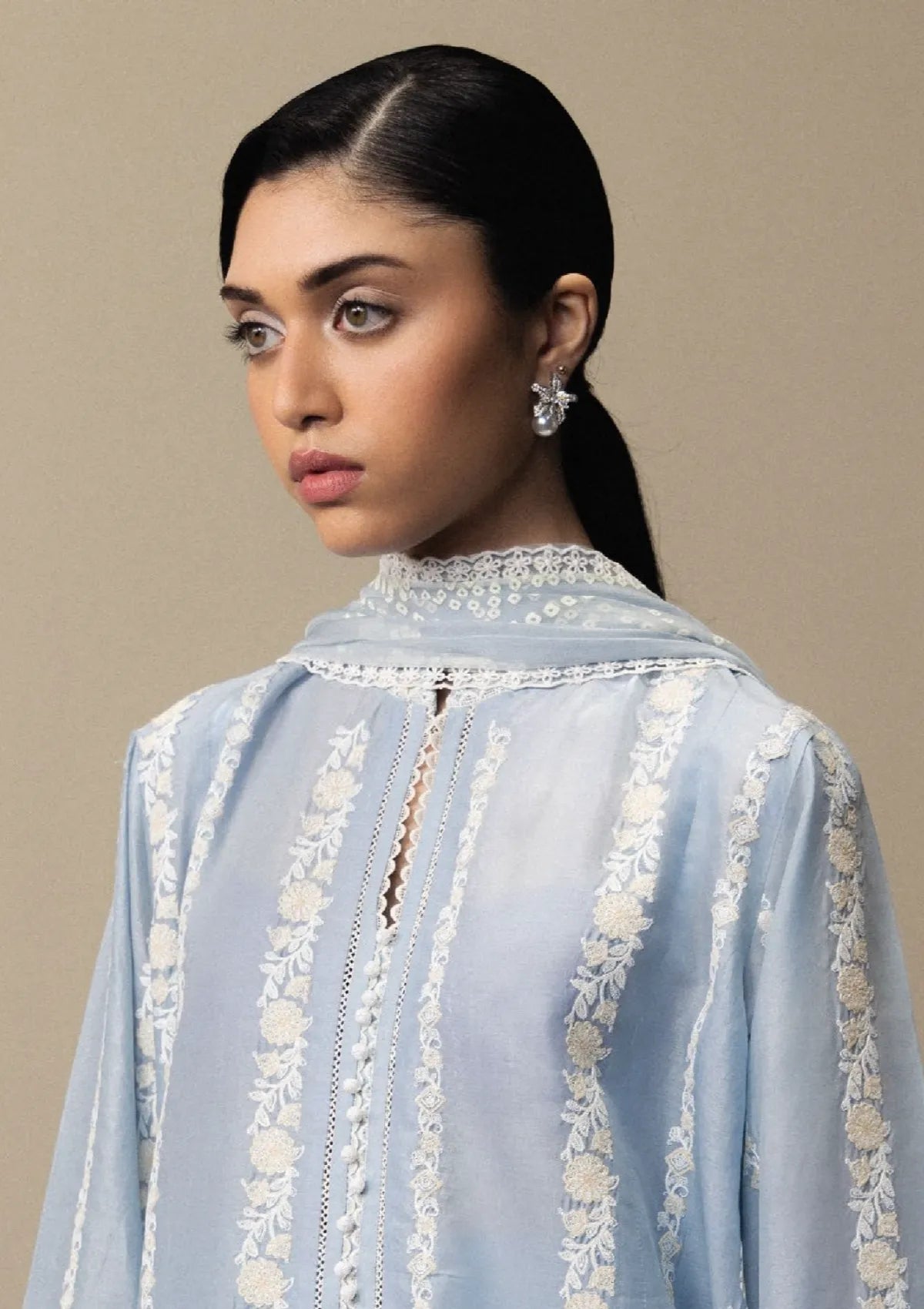 Zara Shahjahan Satori Stillness & Luxury'26 D-01 AOYOMI