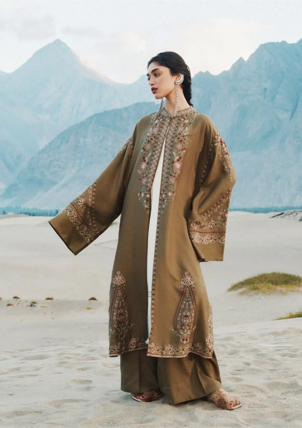 Zara Shahjahan Saraab Winter'26 -CHINAR