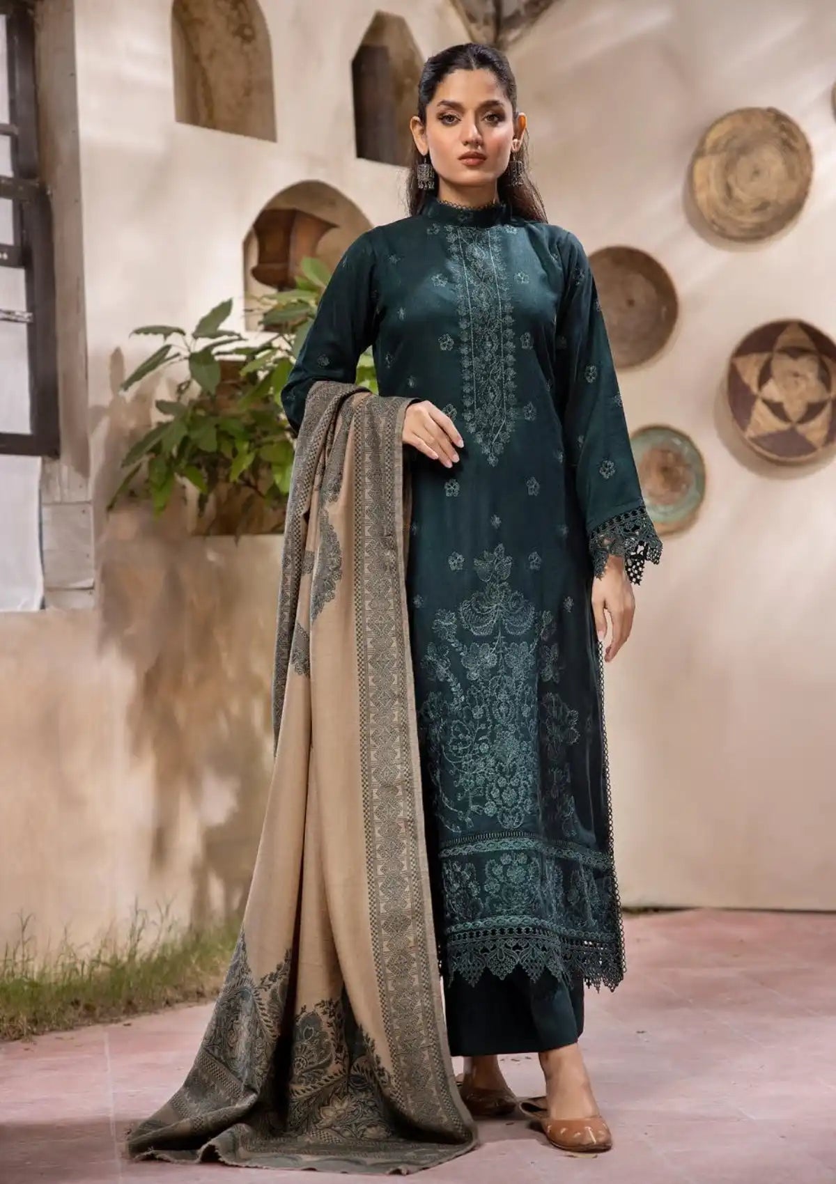 Khoobsurat Zeenat Emb Peach Leather'24 Z-11