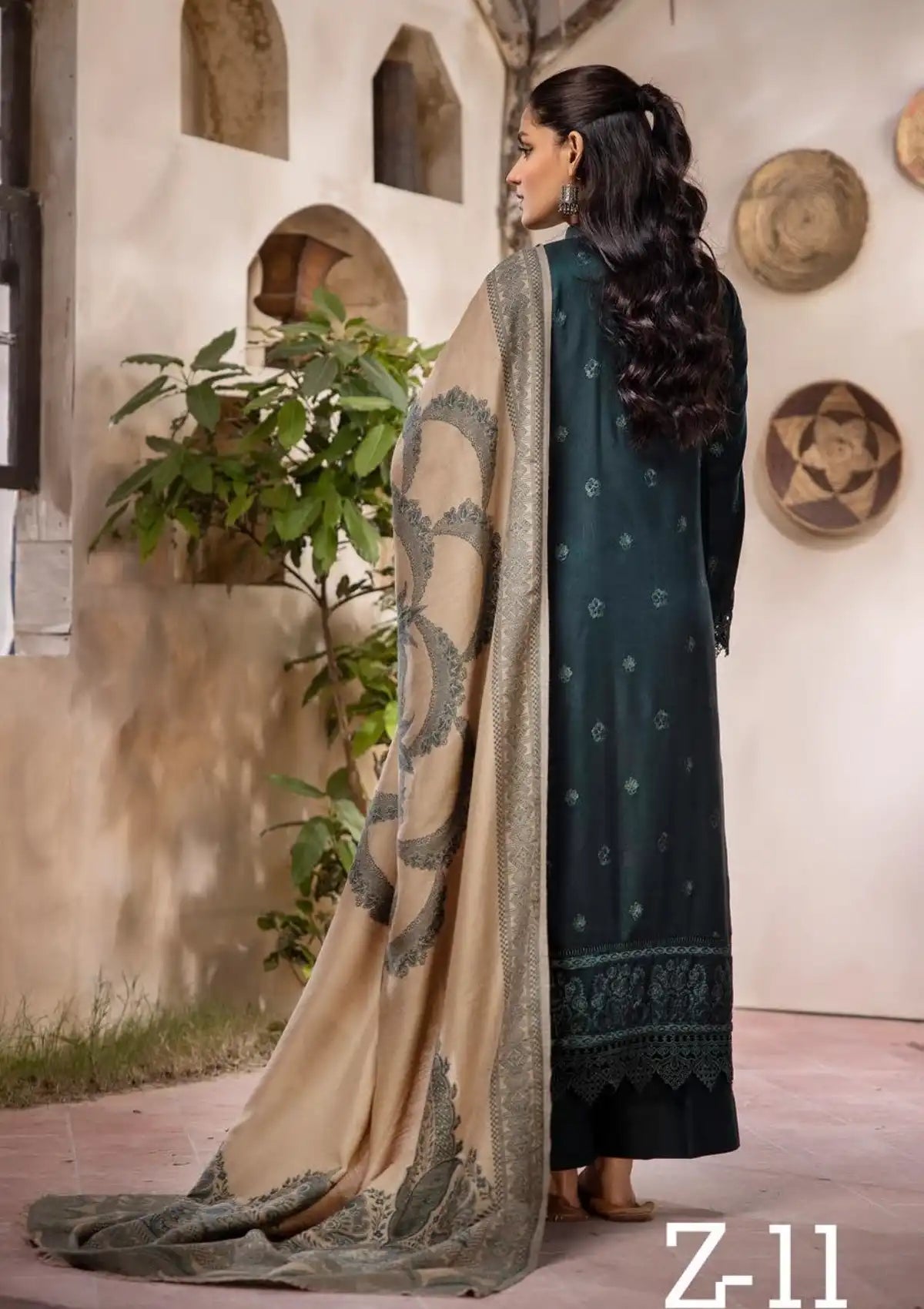 Khoobsurat Zeenat Emb Peach Leather'24 Z-11