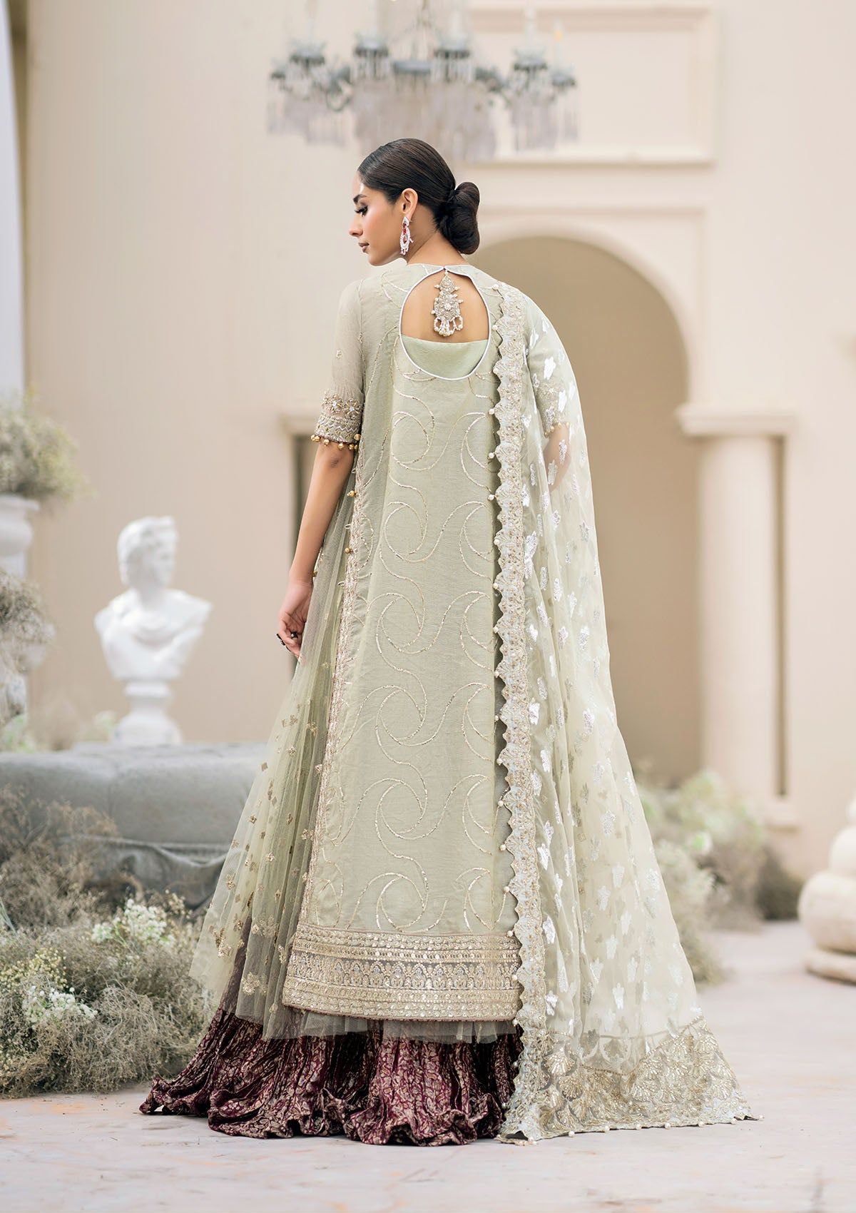 Aik Wedding Festive V-02'23 Look-04