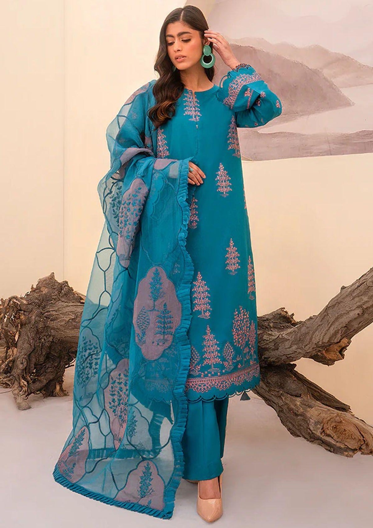 Arzu By Humdum Luxury Lawn'24 D-07 - Mohsin Saeed Fabrics