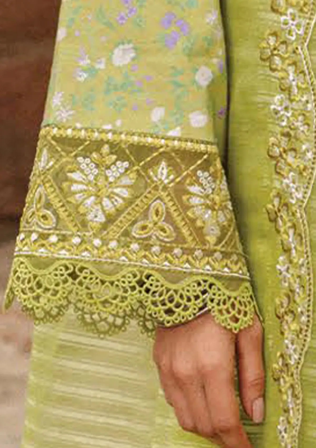 mohsin-saeed-fabrics-luxury-fashion-collection-daily-wear-wedding-and-formal-in-budget-This-product-is-from-ayzel-core-emb-lawn25-d-01-verda-is-available-on-Mohsin-saeed-fabrics-website.