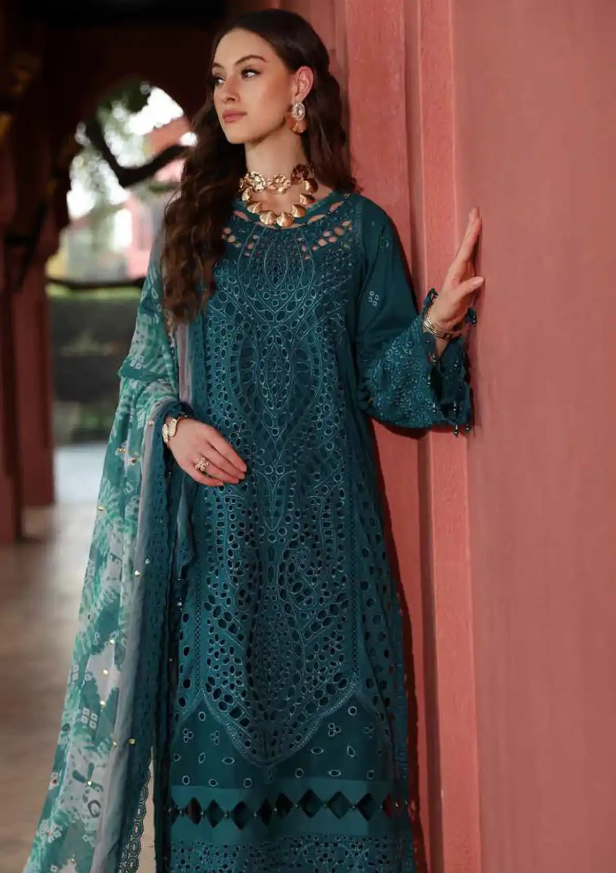 mohsin-saeed-fabrics-designer-daily-wear-formal-and-wedding-suits-within-budget-This-product-is-from-nureh-bazar-unstitched-lawn25-ne-107-is-available-on-Mohsin-saeed-fabrics-website.