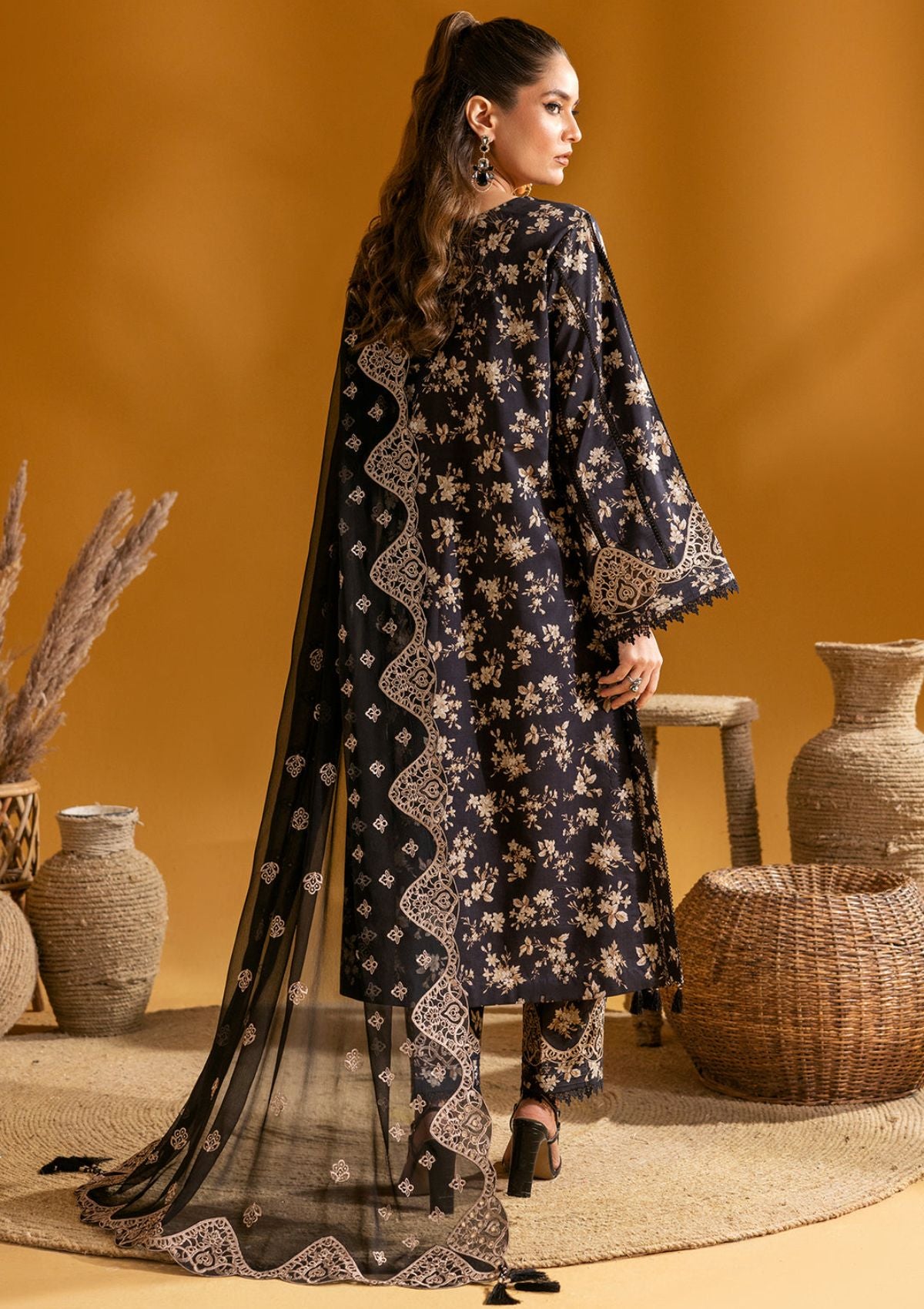 Maahi Print Emb Lawn by Alizeh'24 D-02 TARA - Mohsin Saeed Fabrics
