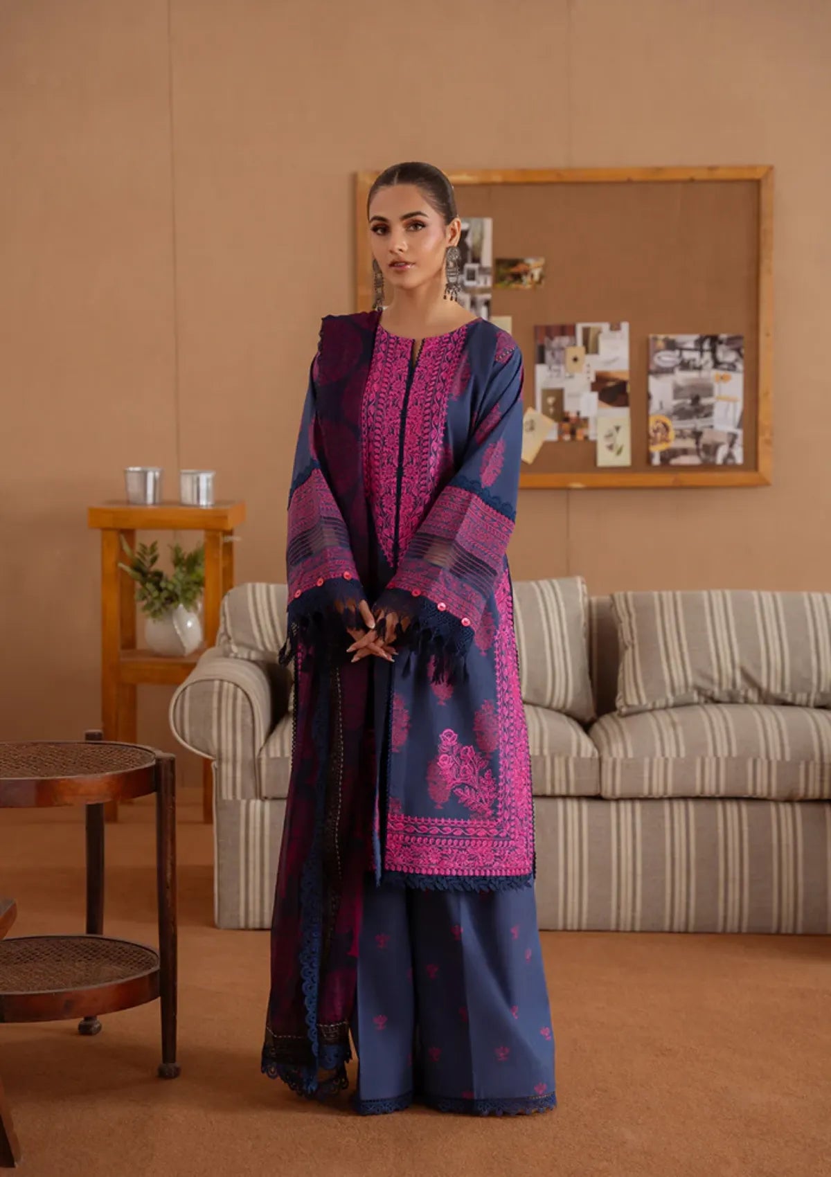mohsin-saeed-fabrics-designer-daily-wear-formal-and-wedding-suits-within-budget-This-product-is-from-saira-rizwan-laanem-summer-lawn25-elara-b-srl25-01-is-available-on-Mohsin-saeed-fabrics-website.