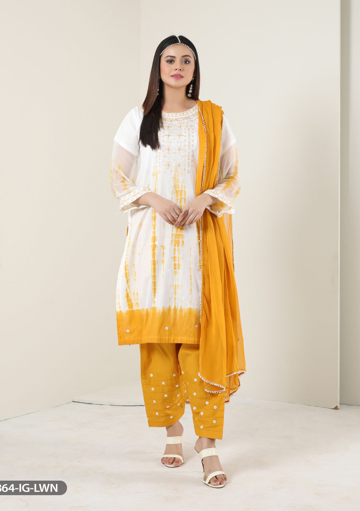 ShaPosh Casual Pret (15864-IG-LWN) - Mohsin Saeed Fabrics
