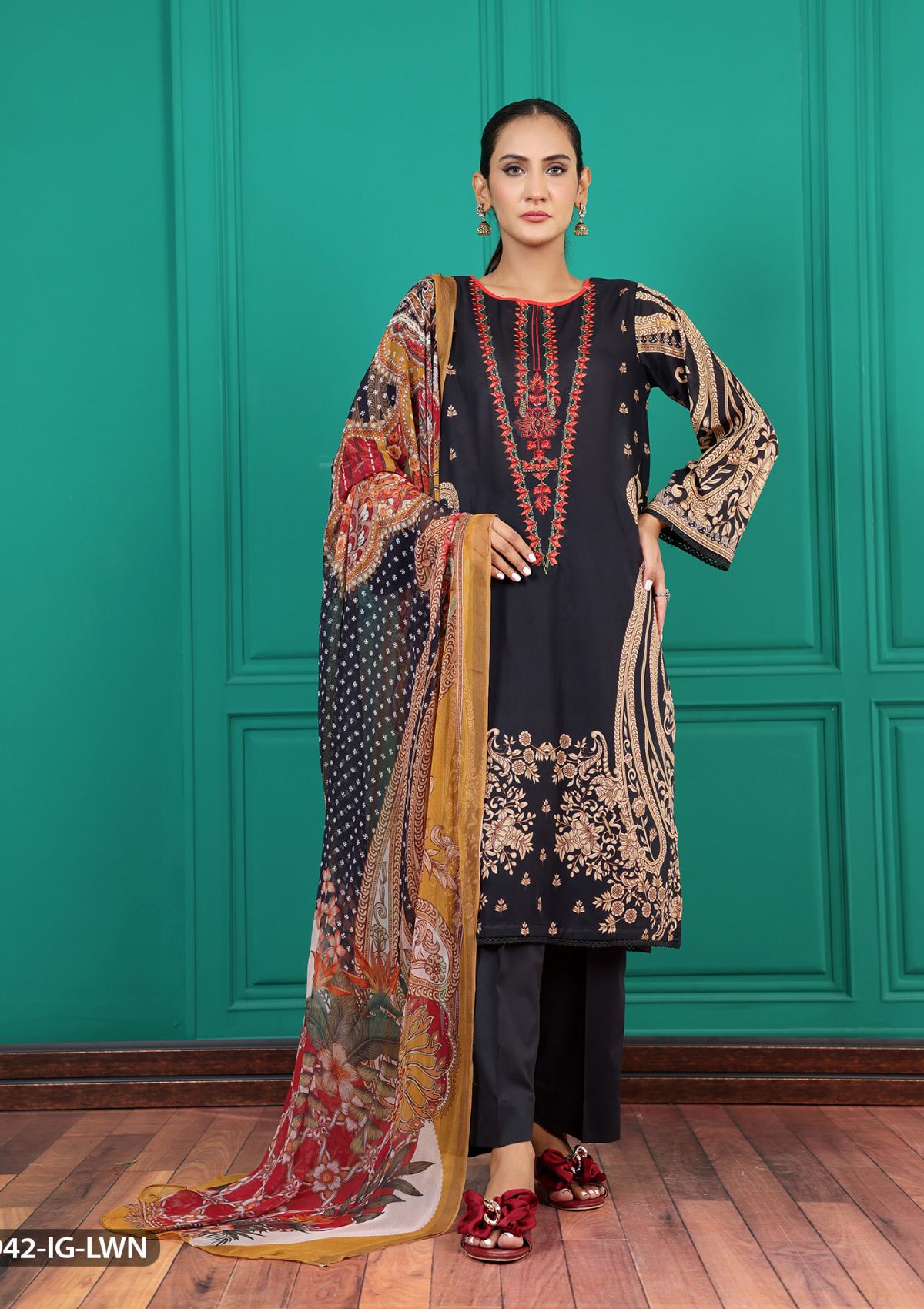 ShaPosh Casual Pret (15942-IG-LWN ) - Mohsin Saeed Fabrics