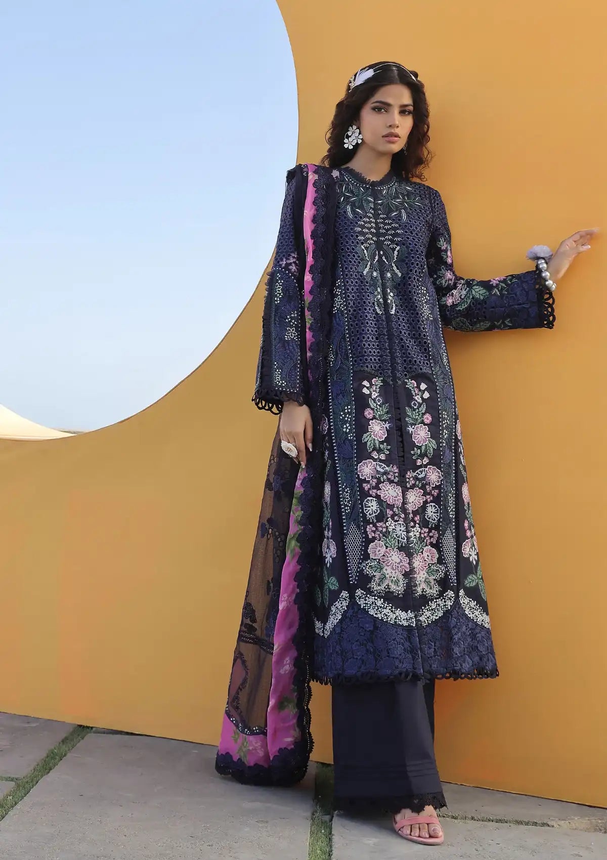 Maryam Hussain Luxury Lawn'24 D-08-ZOYA - Mohsin Saeed Fabrics
