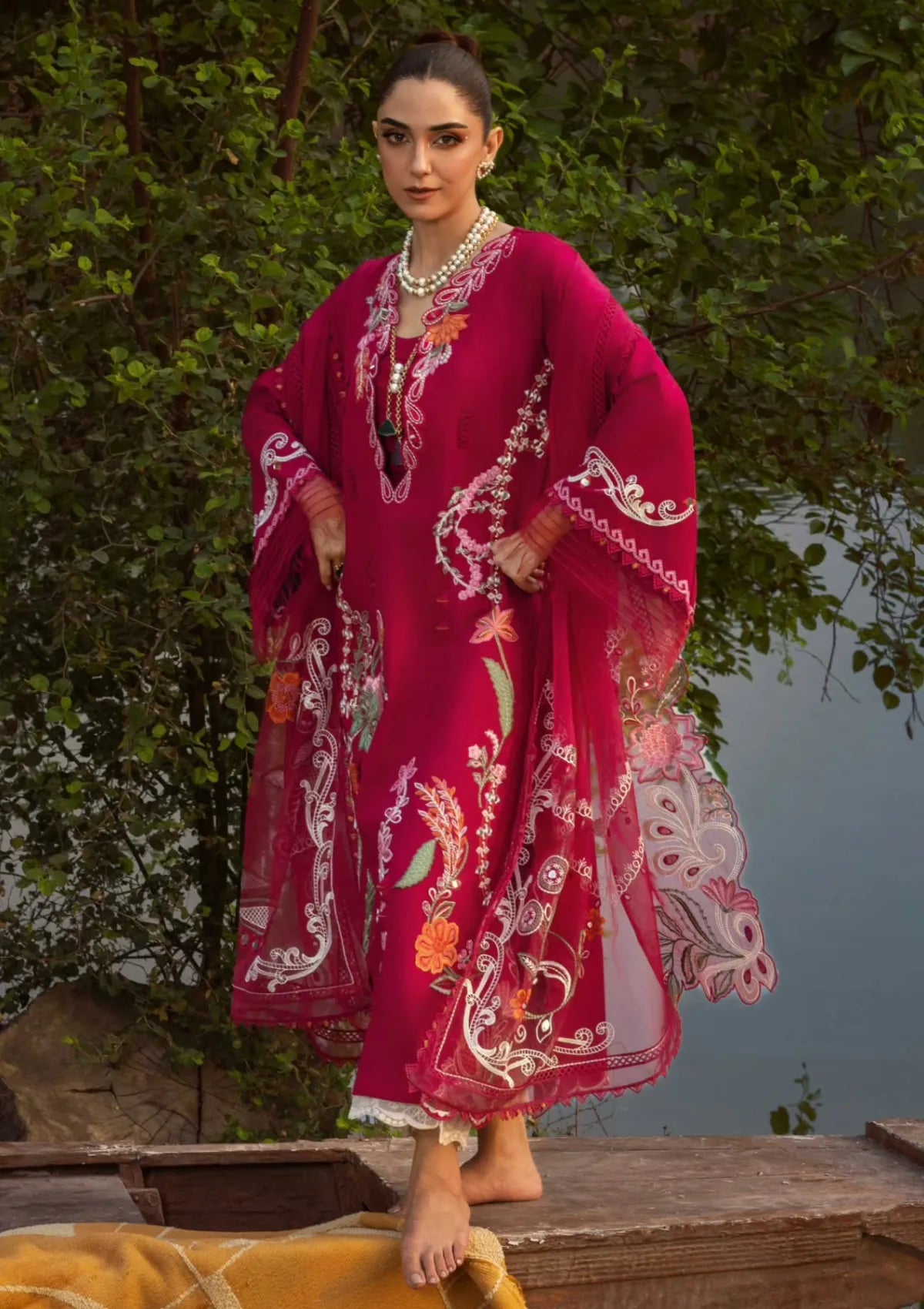 mohsin-saeed-fabrics-affordable-luxury-outfits-for-daily-formal-and-wedding-wear-This-product-is-from-crimson-tasawar-luxe-lawn25-d3-a-mirror-garden-is-available-on-Mohsin-saeed-fabrics-website.