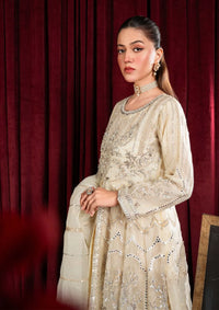 mohsin-saeed-fabrics-designer-daily-wear-formal-and-wedding-suits-within-budget-This-product-is-from-safa-luxury-pret-1592-is-available-on-Mohsin-saeed-fabrics-website.