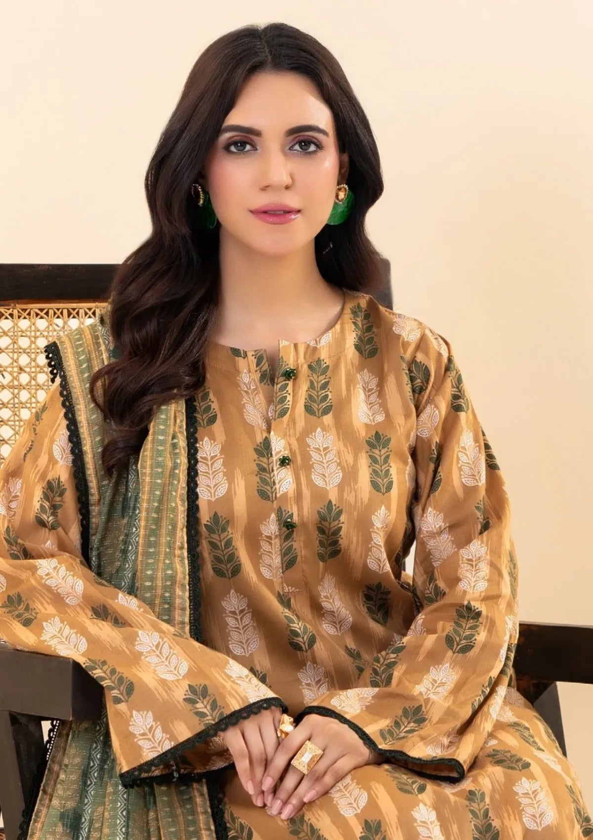 mohsin-saeed-fabrics-affordable-luxury-outfits-for-daily-formal-and-wedding-wear-This-product-is-from-zesh-coco-prints25-drop-30-article-02-is-available-on-Mohsin-saeed-fabrics-website.