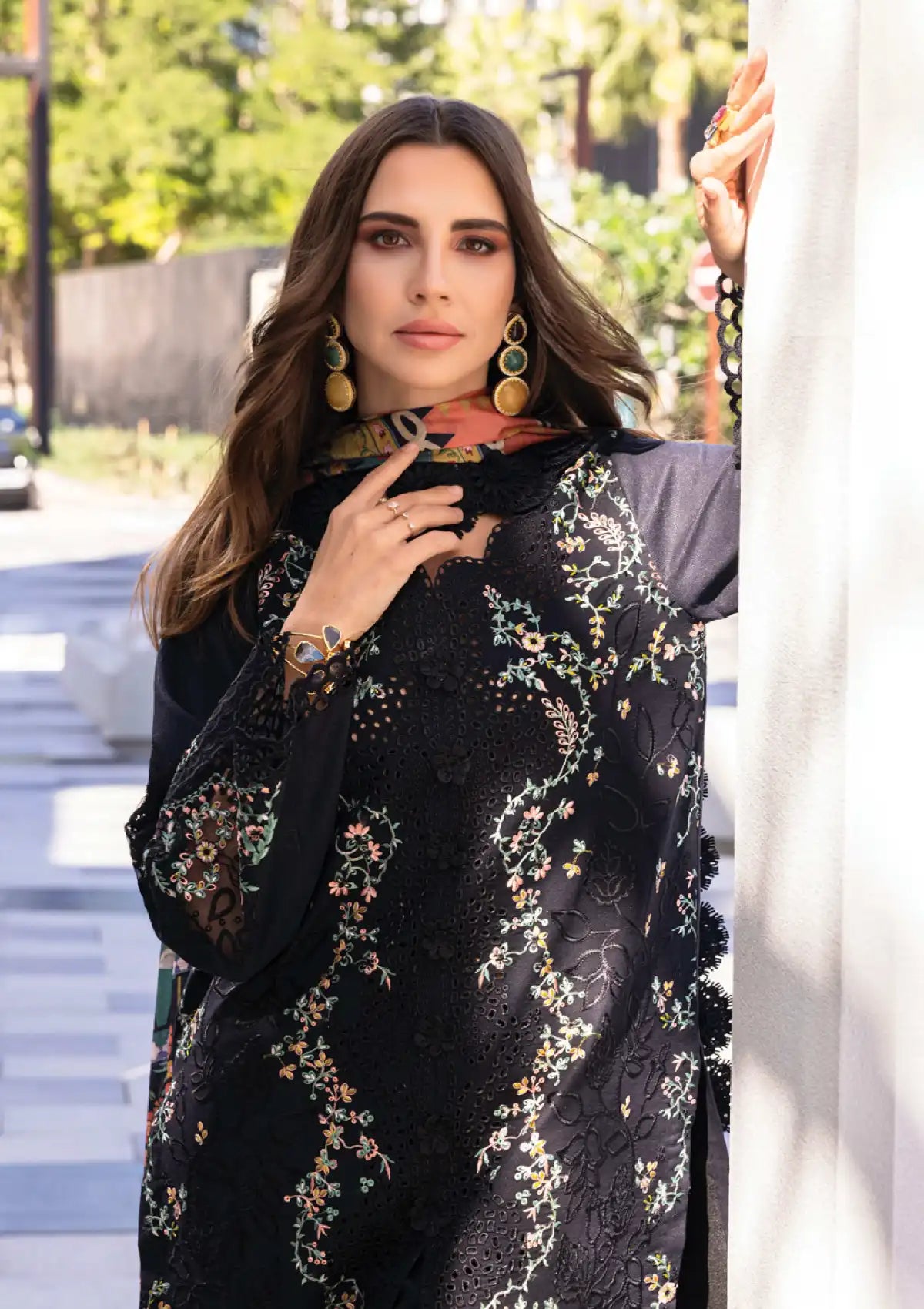 mohsin-saeed-fabrics-affordable-luxury-outfits-for-daily-formal-and-wedding-wear-This-product-is-from-rang-rasiya-carnation-lawn25-d-13-sophie-is-available-on-Mohsin-saeed-fabrics-website.