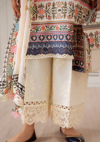 mohsin-saeed-fabrics-designer-daily-wear-formal-and-wedding-suits-within-budget-This-product-is-from-saira-rizwan-laanem-summer-lawn25-zumra-b-srl25-07-is-available-on-Mohsin-saeed-fabrics-website.