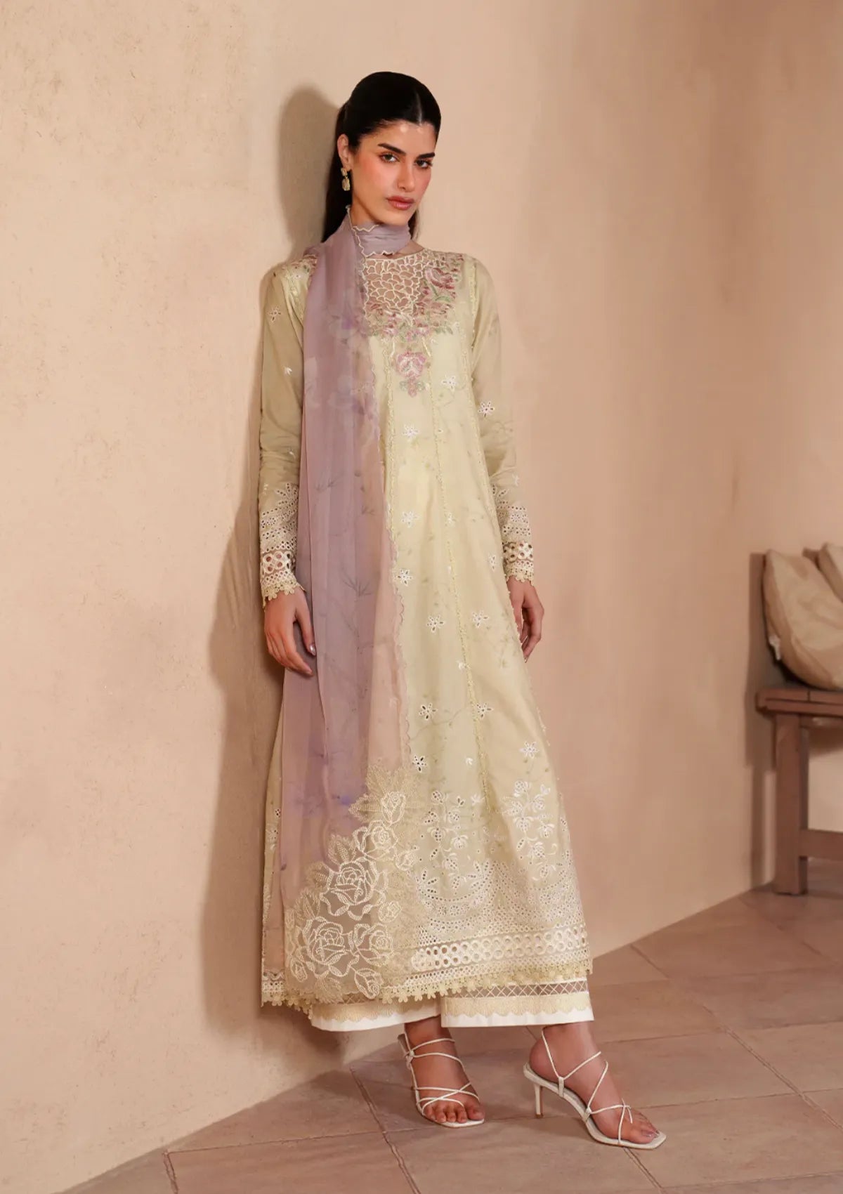 Iznik Eid Emb Lawn'26 EL-10