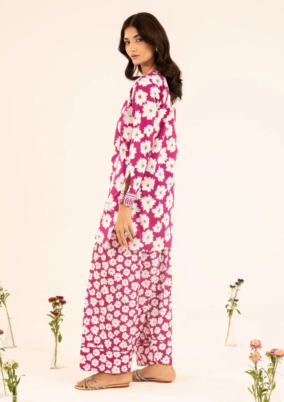 mohsin-saeed-fabrics-affordable-luxury-outfits-for-daily-formal-and-wedding-wear-This-product-is-from-elaf-pret-printed-lawn25-ept-02-ivera-is-available-on-Mohsin-saeed-fabrics-website.