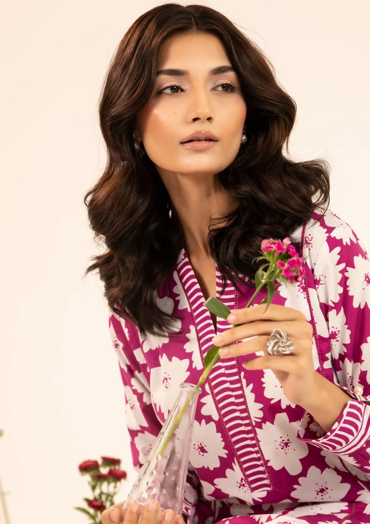 mohsin-saeed-fabrics-affordable-luxury-outfits-for-daily-formal-and-wedding-wear-This-product-is-from-elaf-pret-printed-lawn25-ept-02-ivera-is-available-on-Mohsin-saeed-fabrics-website.