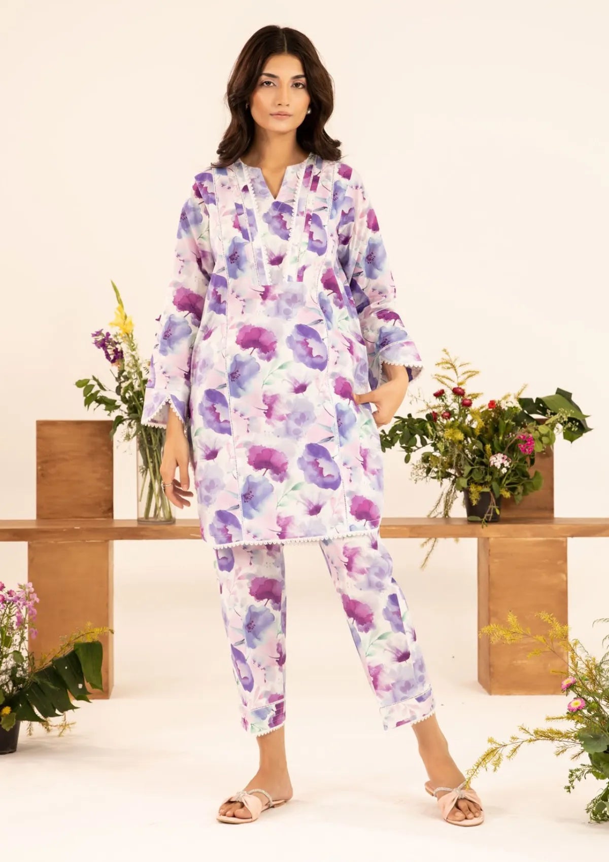 mohsin-saeed-fabrics-designer-daily-wear-formal-and-wedding-suits-within-budget-This-product-is-from-elaf-pret-printed-lawn25-ept-08-a-reve-is-available-on-Mohsin-saeed-fabrics-website.