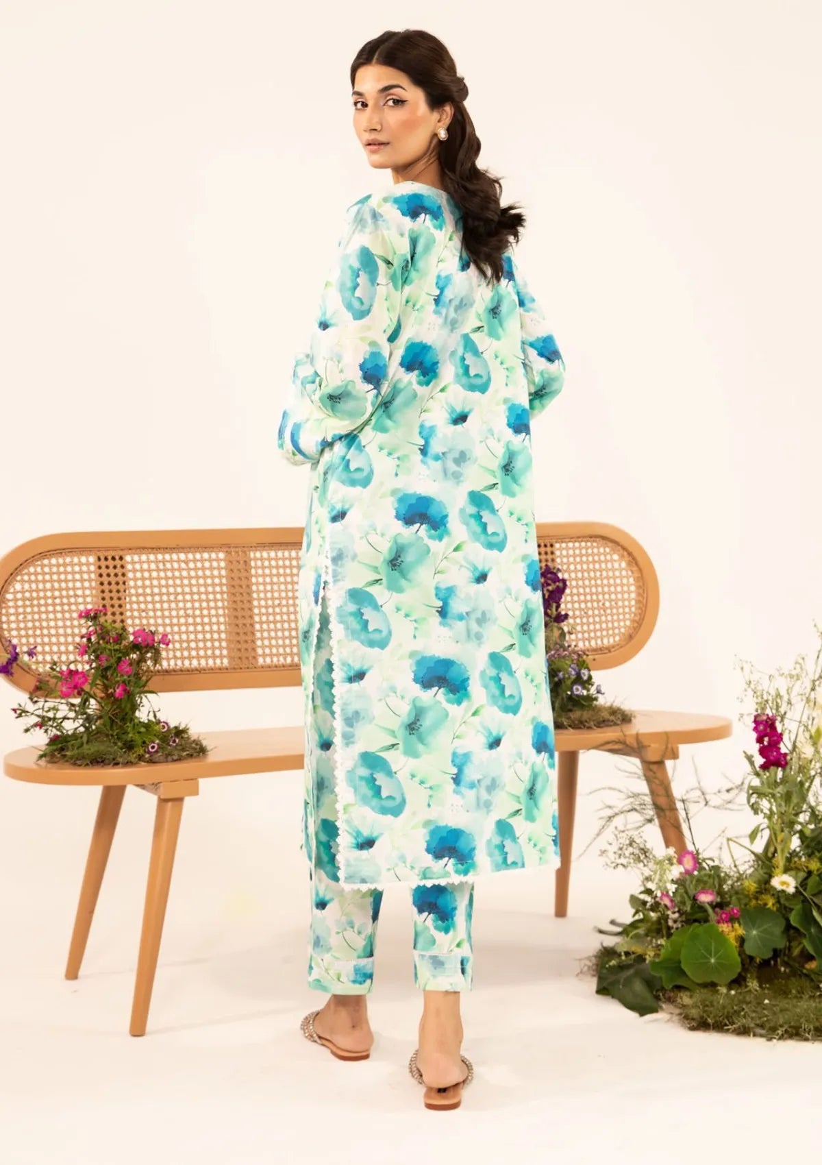 mohsin-saeed-fabrics-designer-daily-wear-formal-and-wedding-suits-within-budget-This-product-is-from-elaf-pret-printed-lawn25-ept-08-b-rame-is-available-on-Mohsin-saeed-fabrics-website.