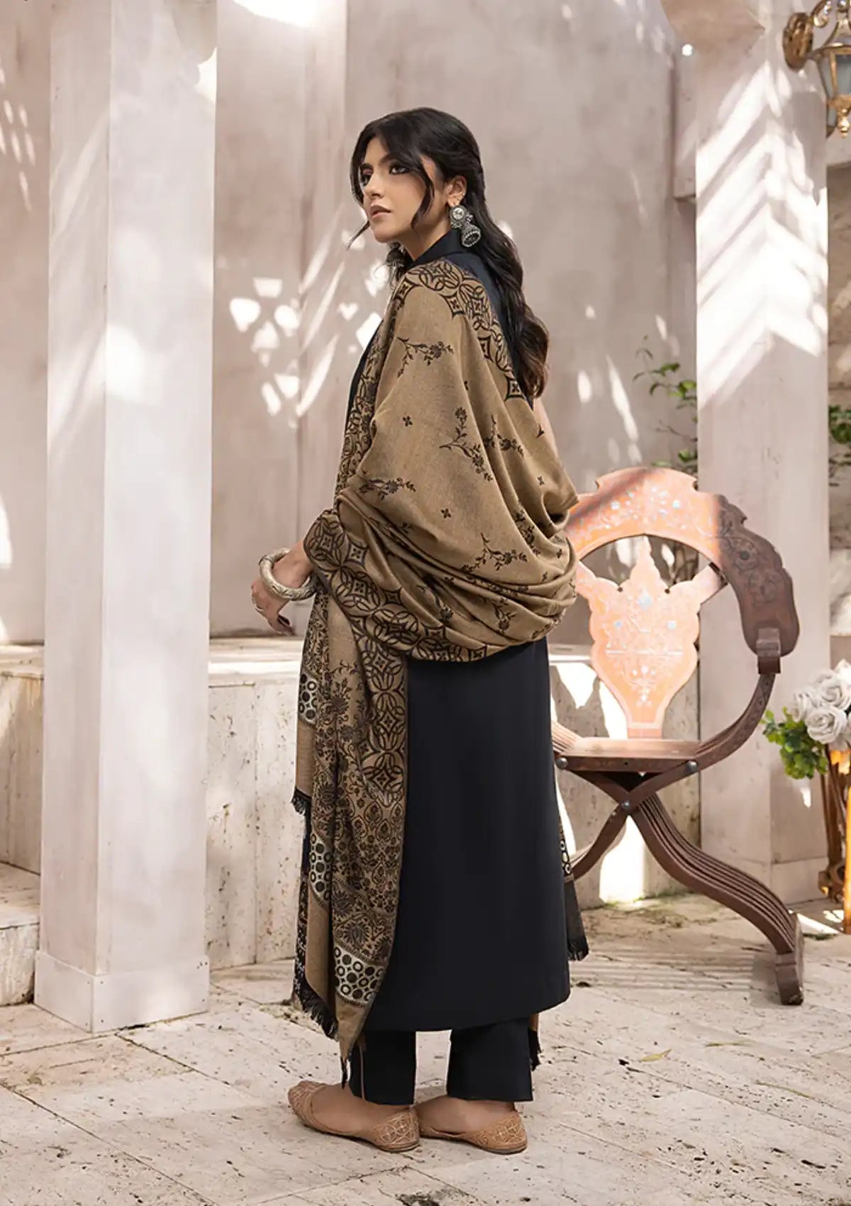 Humdum Elak Emb Khaddar'23 EL-03 - Mohsin Saeed Fabrics