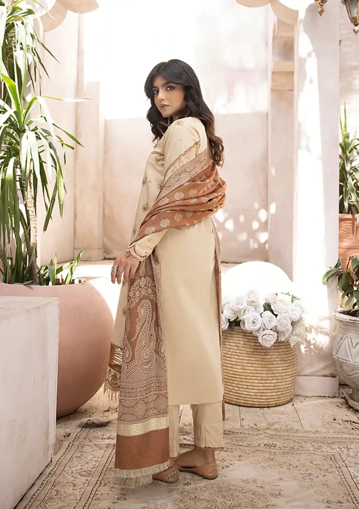 Humdum Elak Emb Khaddar'23 EL-08 - Mohsin Saeed Fabrics