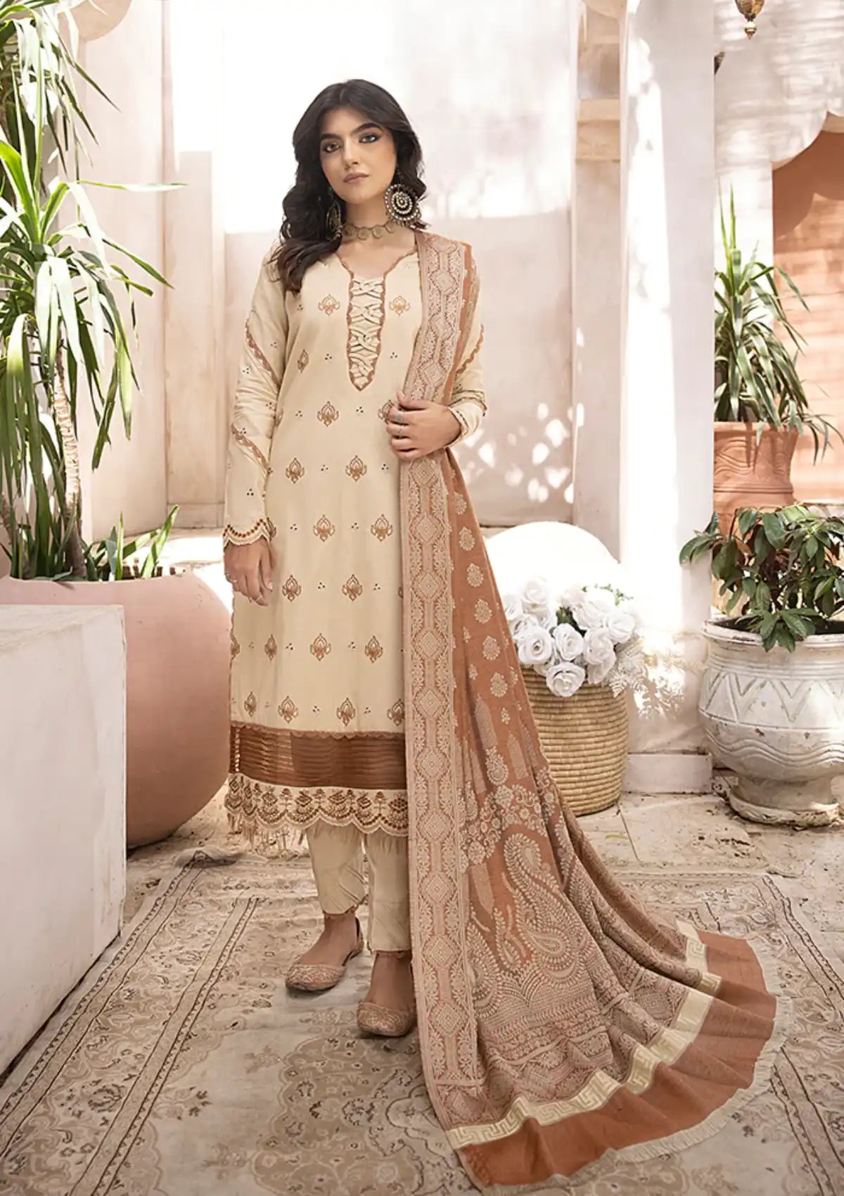Humdum Elak Emb Khaddar'23 EL-08 - Mohsin Saeed Fabrics