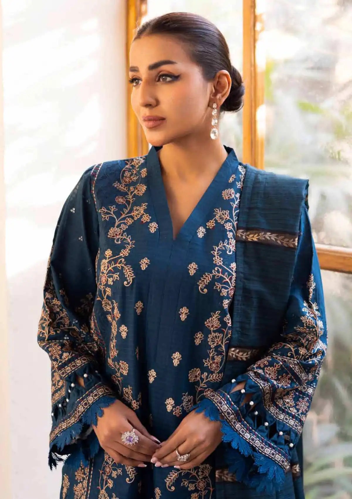 mohsin-saeed-fabrics-designer-daily-wear-formal-and-wedding-suits-within-budget-This-product-is-from-johra-asfar-emb-lawn25-is-available-on-Mohsin-saeed-fabrics-website.