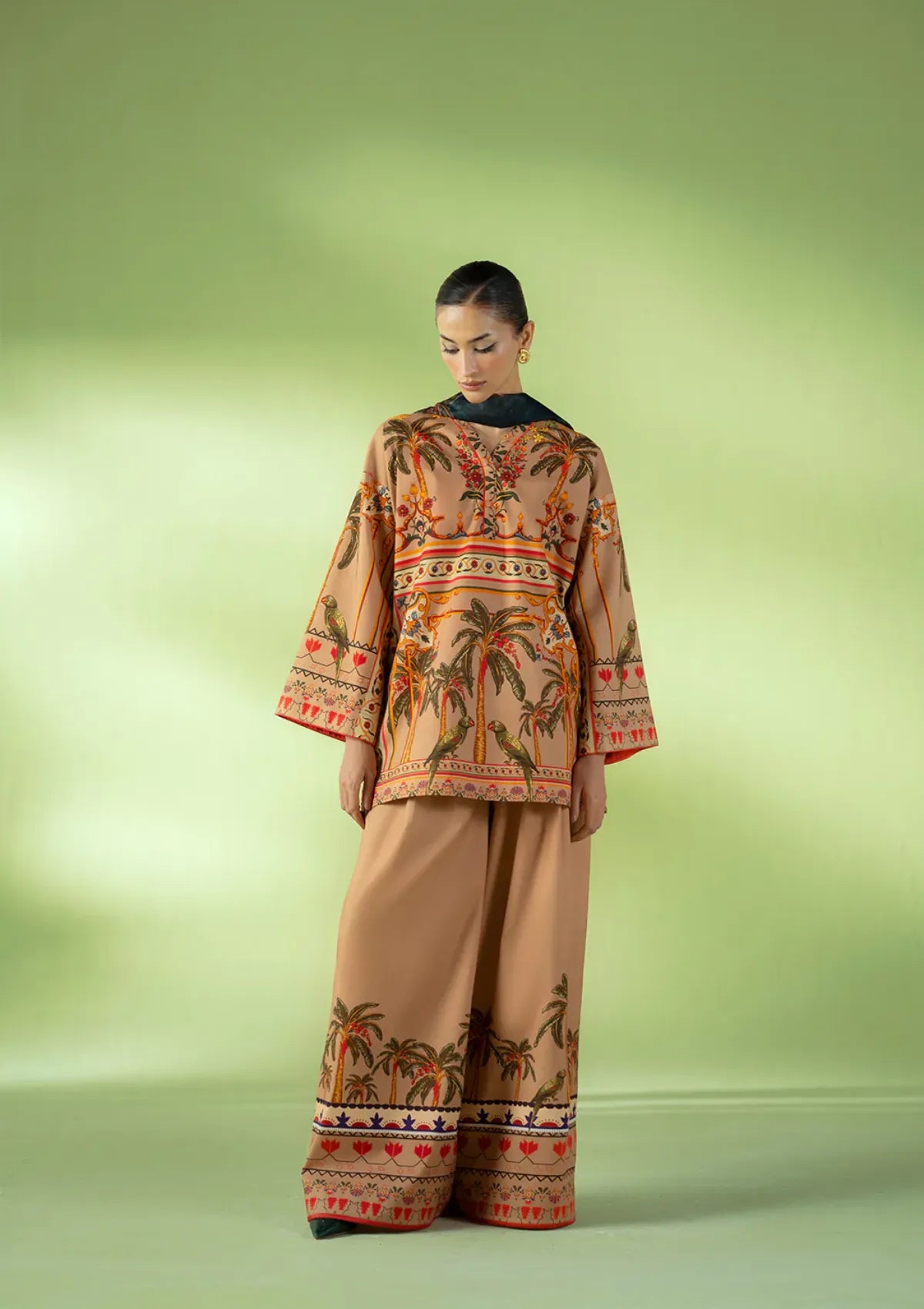 mohsin-saeed-fabrics-designer-daily-wear-formal-and-wedding-suits-within-budget-This-product-is-from-saira-rizwan-joolie-prints25-jpu25-05-golden-hour-is-available-on-Mohsin-saeed-fabrics-website.