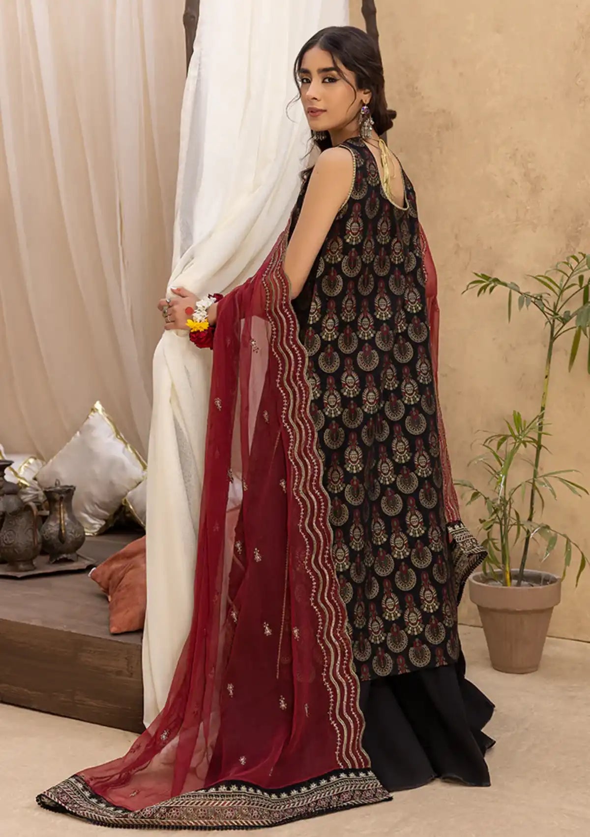 Humdum Ishq Emb Jacquard'24 D-01 - Mohsin Saeed Fabrics