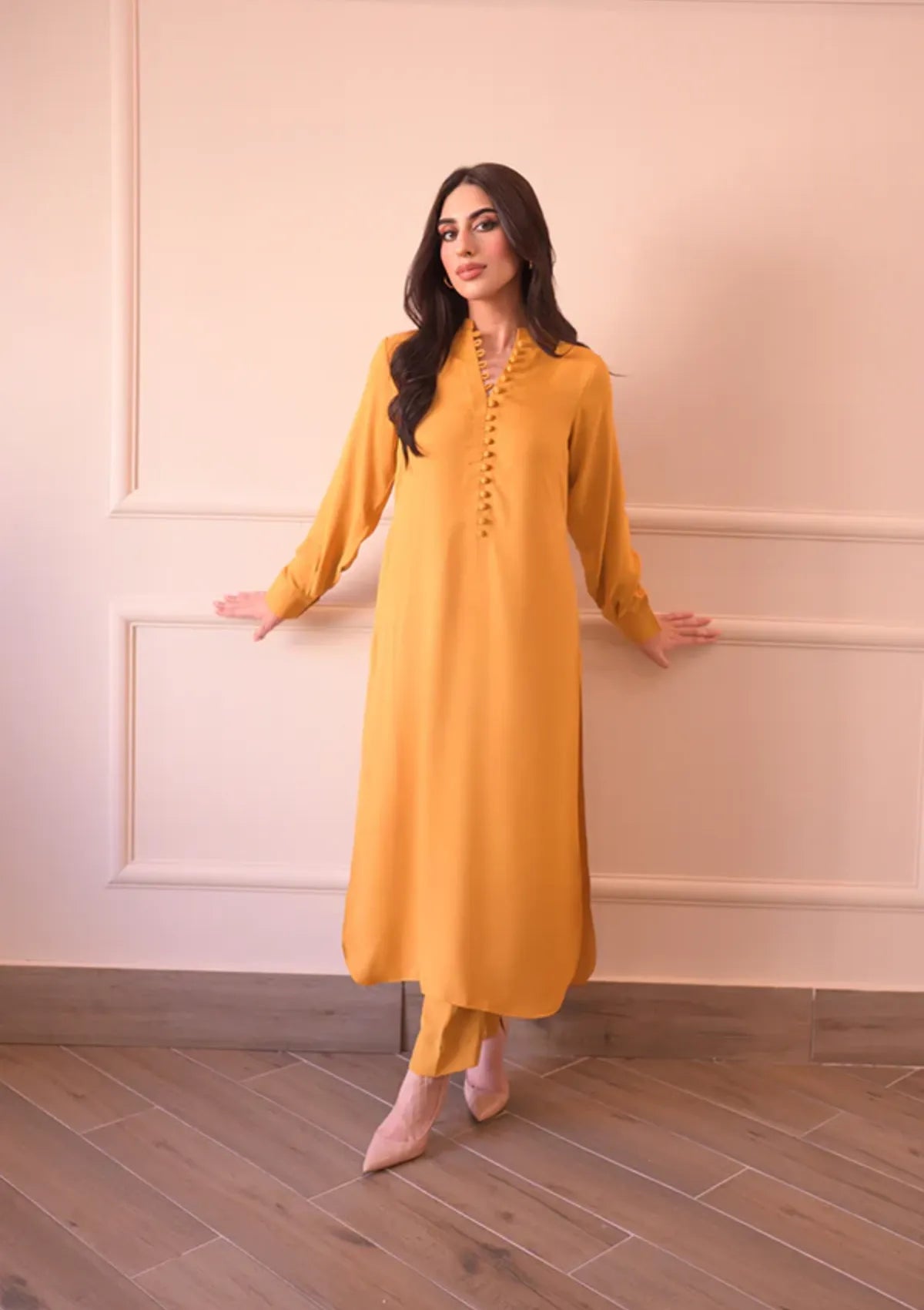 mohsin-saeed-fabrics-luxury-fashion-collection-daily-wear-wedding-and-formal-in-budget-This-product-is-from-sidra-fahad-summer-elora-325-sf-203-is-available-on-Mohsin-saeed-fabrics-website.