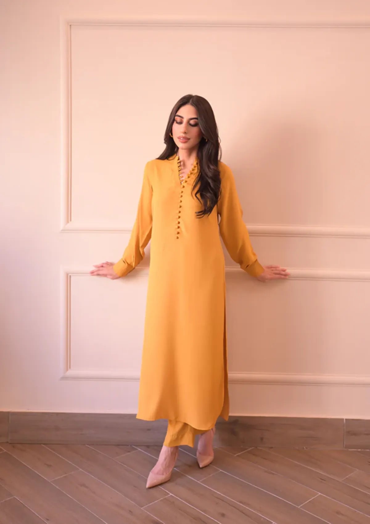 mohsin-saeed-fabrics-luxury-fashion-collection-daily-wear-wedding-and-formal-in-budget-This-product-is-from-sidra-fahad-summer-elora-325-sf-203-is-available-on-Mohsin-saeed-fabrics-website.