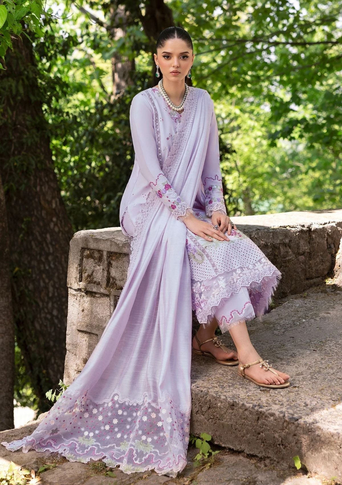 mohsin-saeed-fabrics-affordable-luxury-outfits-for-daily-formal-and-wedding-wear-This-product-is-from-saira-shakira-bloom-lawn25-d-7a-faya-is-available-on-Mohsin-saeed-fabrics-website.