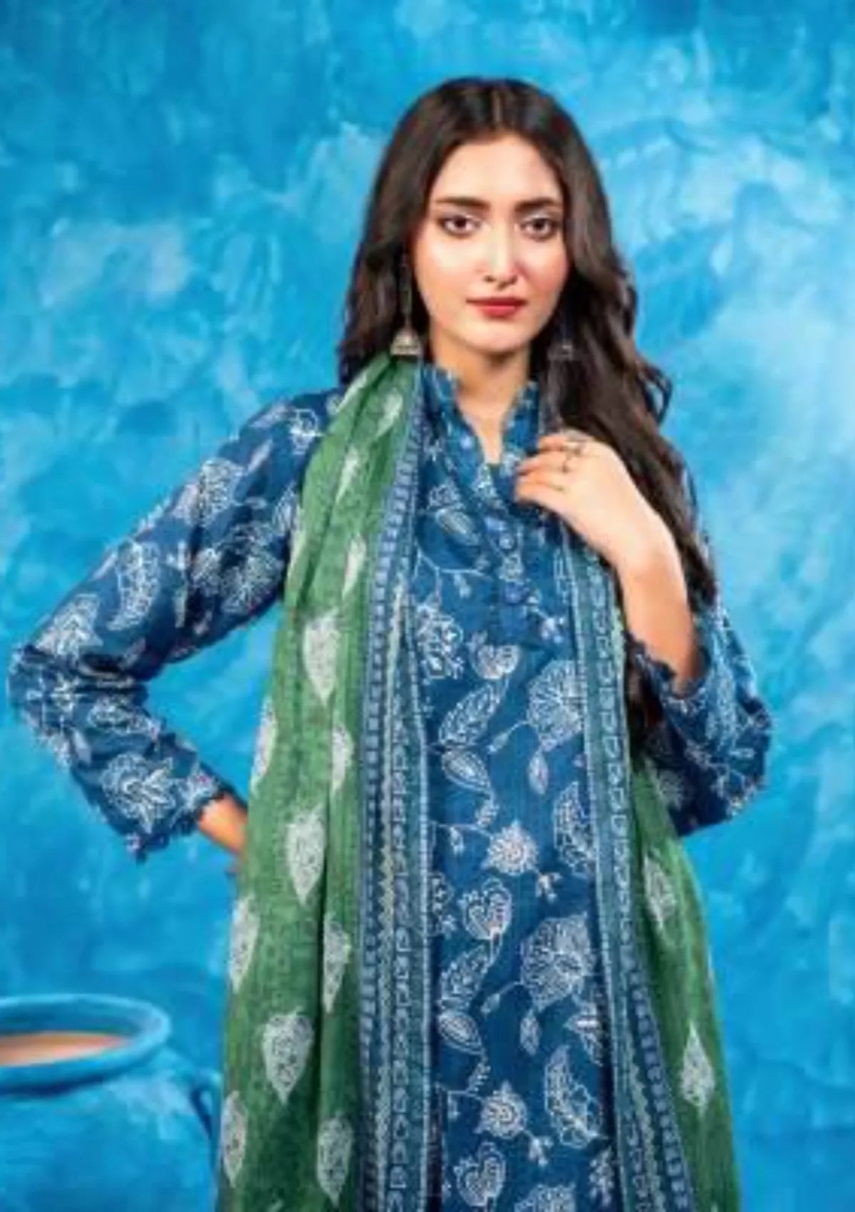 mohsin-saeed-fabrics-affordable-luxury-outfits-for-daily-formal-and-wedding-wear-This-product-is-from-zesh-exclusive-lawn25-drop-28-article-04-is-available-on-Mohsin-saeed-fabrics-website.