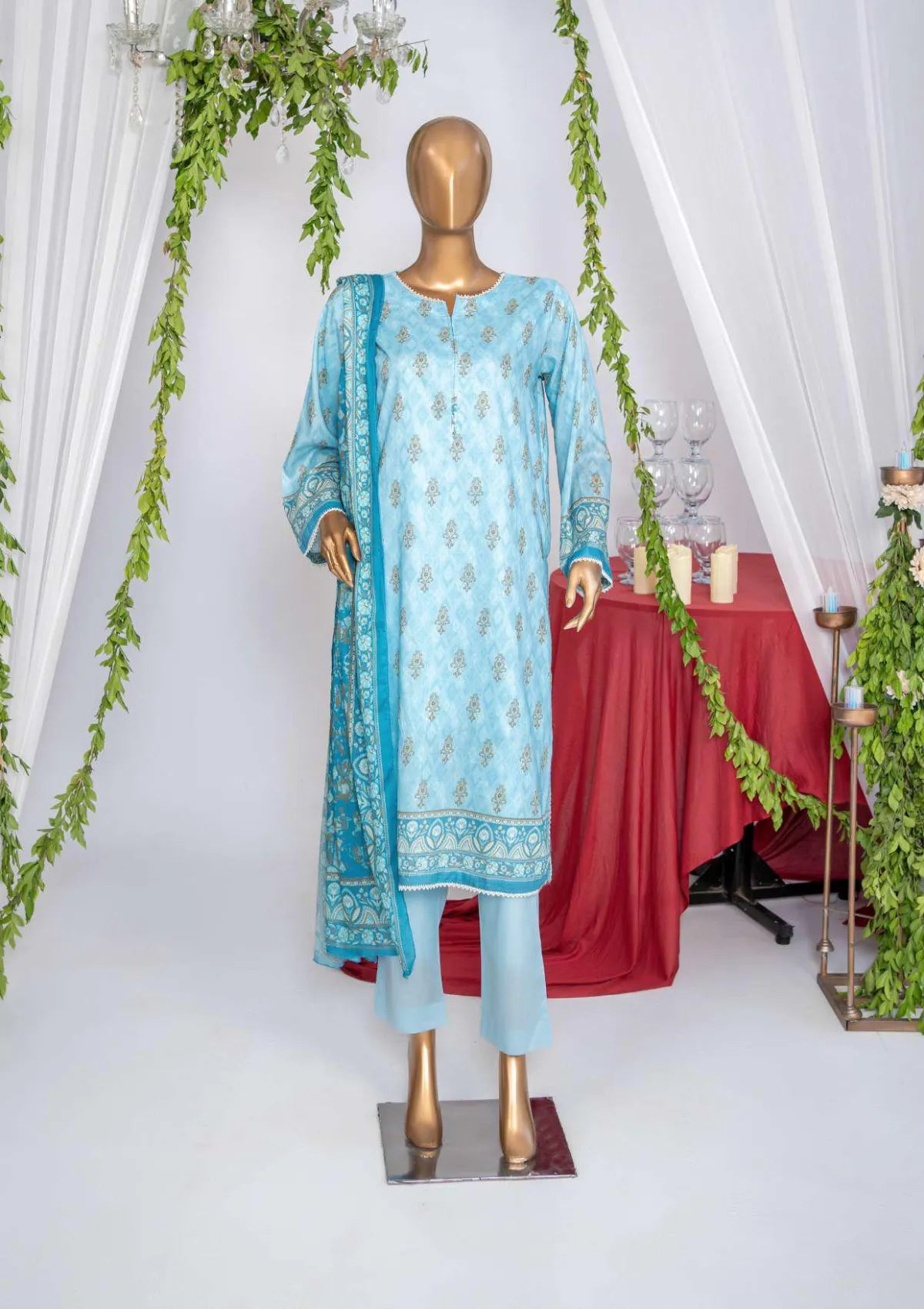 mohsin-saeed-fabrics-is-selling-online-and-in stores-Luxury-daily-wear-wedding-wear-formal-wear-in-budgeted-price-This-product-is-from-mahnaz-printed-lawn25-drop-1-design-08-is-available-on-Mohsin-saeed-fabrics-website.