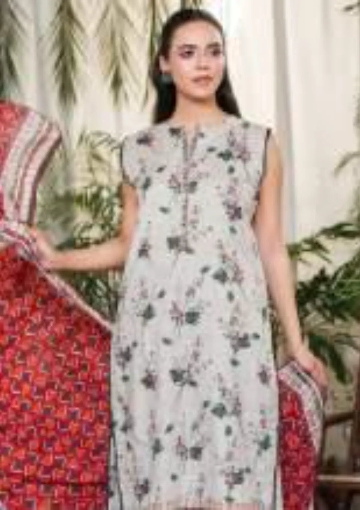 mohsin-saeed-fabrics-is-selling-online-and-in stores-Luxury-daily-wear-wedding-wear-formal-wear-in-budgeted-price-This-product-is-from-dabiha-tex-doriya-printed-lawn-25-d-07-is-available-on-Mohsin-saeed-fabrics-website.
