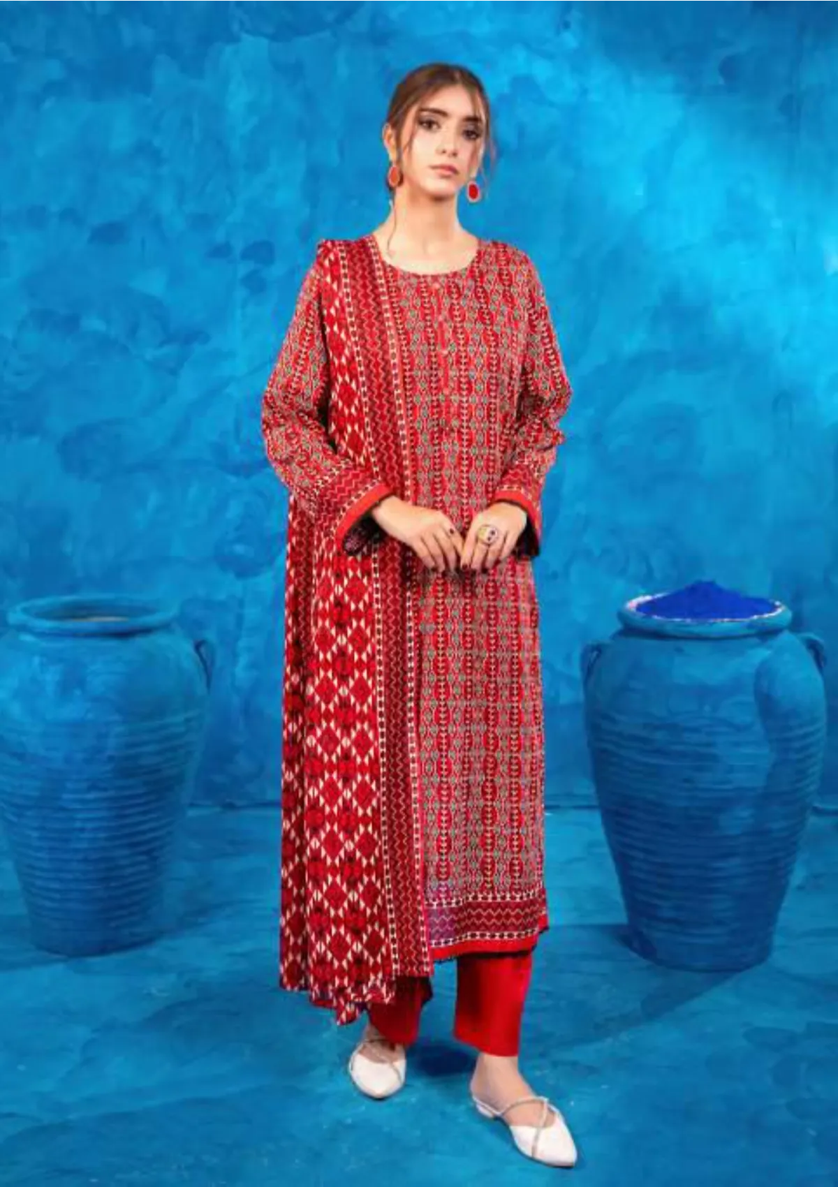 mohsin-saeed-fabrics-affordable-luxury-outfits-for-daily-formal-and-wedding-wear-This-product-is-from-zesh-exclusive-lawn25-drop-28-article-10-is-available-on-Mohsin-saeed-fabrics-website.