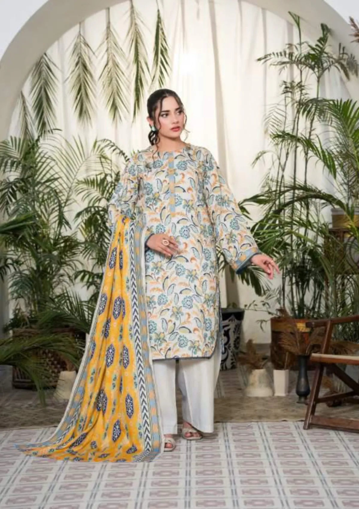 mohsin-saeed-fabrics-is-selling-online-and-in stores-Luxury-daily-wear-wedding-wear-formal-wear-in-budgeted-price-This-product-is-from-dabiha-tex-doriya-printed-lawn-25-d-09-is-available-on-Mohsin-saeed-fabrics-website.