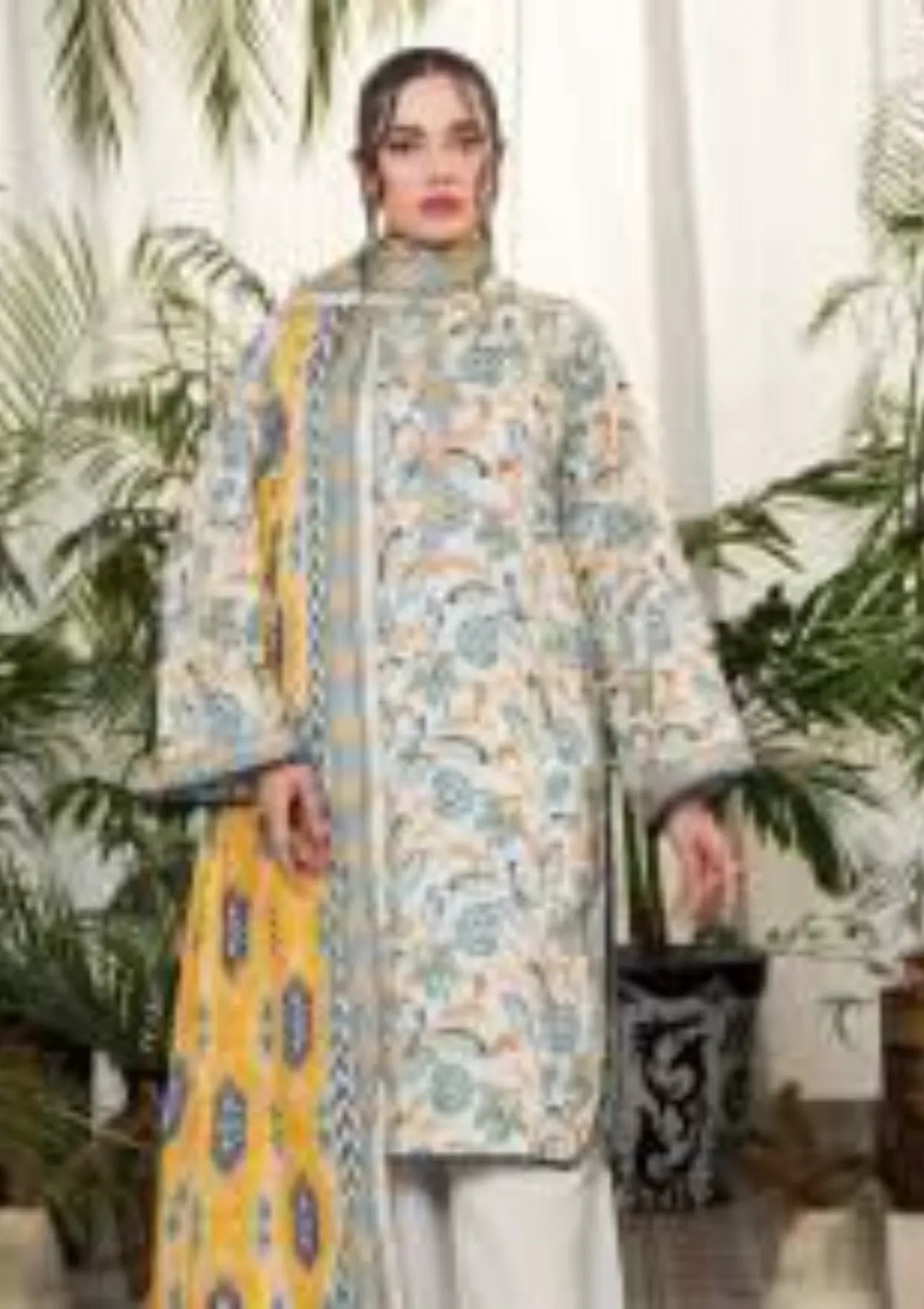 mohsin-saeed-fabrics-is-selling-online-and-in stores-Luxury-daily-wear-wedding-wear-formal-wear-in-budgeted-price-This-product-is-from-dabiha-tex-doriya-printed-lawn-25-d-09-is-available-on-Mohsin-saeed-fabrics-website.